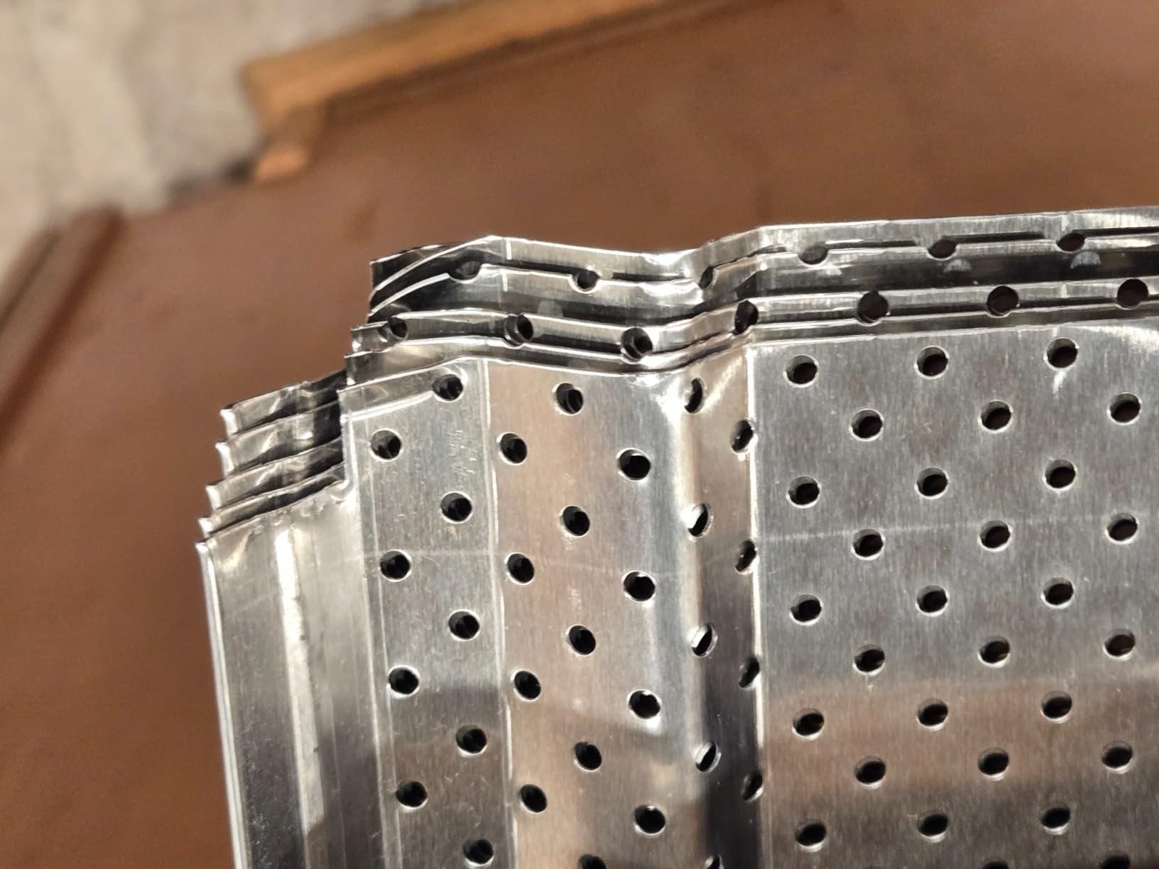 A-M Gutter Guard 5 inch x 50 Ft Mill Finish Aluminum, Leaf & Debris Protection, Premium Heavy Duty Lifetime Warranty, .018 Gauge, DIY Easy, Made in USA customer photo 1