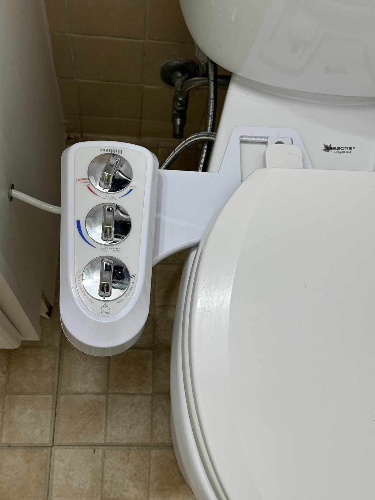 Hibbent Bidet Attachment for Toilet, Self Cleaning Dual Nozzle, Hot & Cold Water Spray Non-Electric Mechanical Bidet Toilet Seat for Rear or Female Washing Sanitizing, Adjustable Water Pressure, White customer photo 1