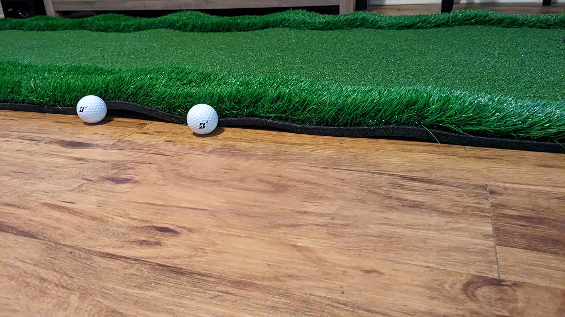 JEF World of Golf Professional Large Realistic Putting Training Mat, 3 Feet by 10 Feet customer photo 2