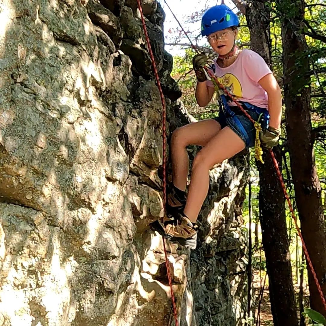 PETZL MACCHU Kids' Rock Climbing Harness - Adjustable Seat Harness for Children Less Than 40kg / 88 lbs customer photo 1