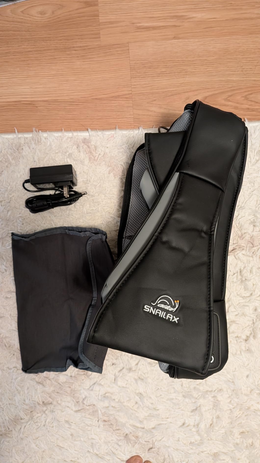 Snailax Cordless Massager - Shiatsu Neck and Shoulder Massager with Heat, FSA Eligible, Portable, Lumbar, Back Electric Massage Pillow, Gift for Woman, Mom, Dad customer photo 2