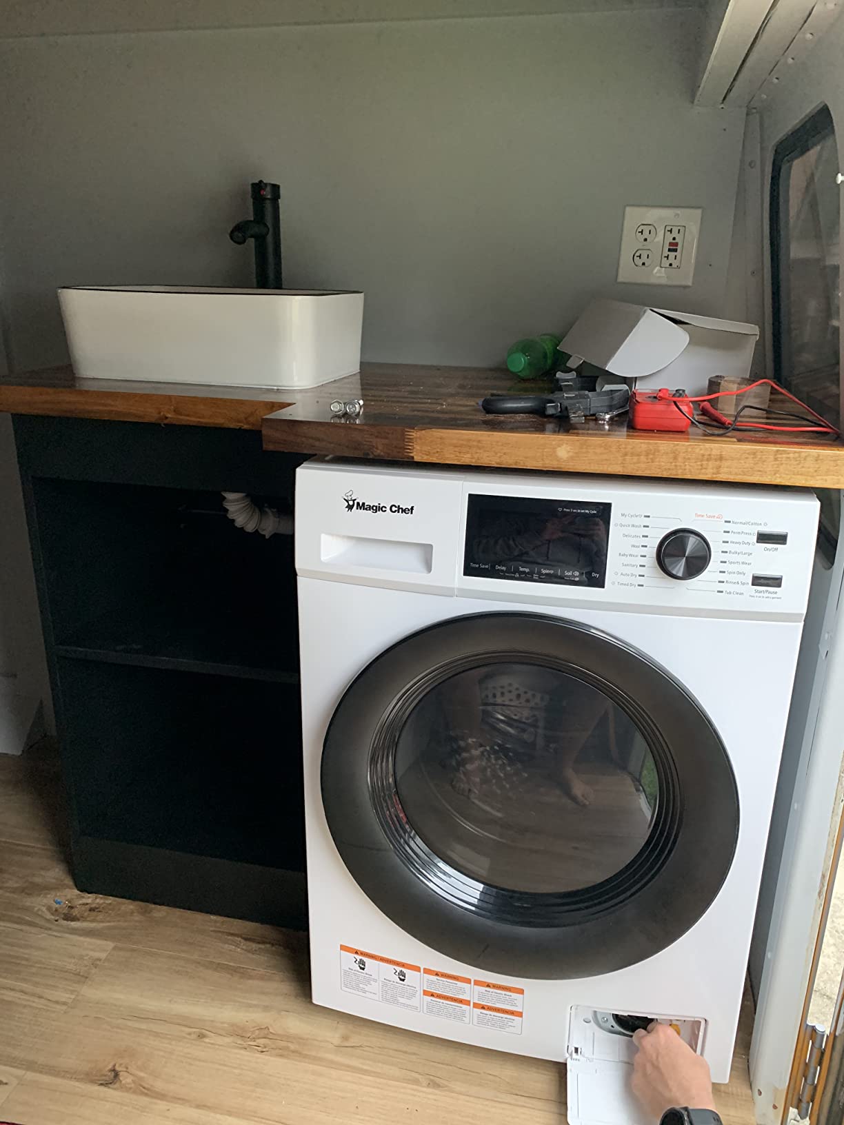 23.4 in. 2.7 cu. ft. White All in One Ventless and Washer Dryer Combo customer photo 1