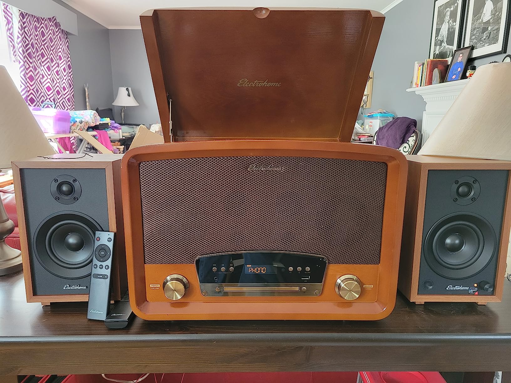 Electrohome Kingston 7-in-1 Vintage Vinyl Record Player Stereo System with 3-Speed Turntable, Bluetooth, AM/FM Radio, CD, Aux in, RCA/Headphone Out, Vinyl/CD to MP3 Recording & USB Playback (RR75) customer photo 1