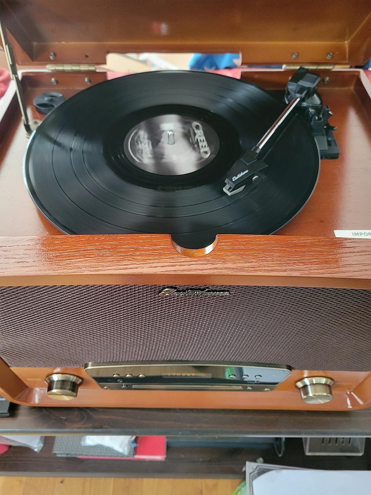 Electrohome Kingston 7-in-1 Vintage Vinyl Record Player Stereo System with 3-Speed Turntable, Bluetooth, AM/FM Radio, CD, Aux in, RCA/Headphone Out, Vinyl/CD to MP3 Recording & USB Playback (RR75) customer photo 2