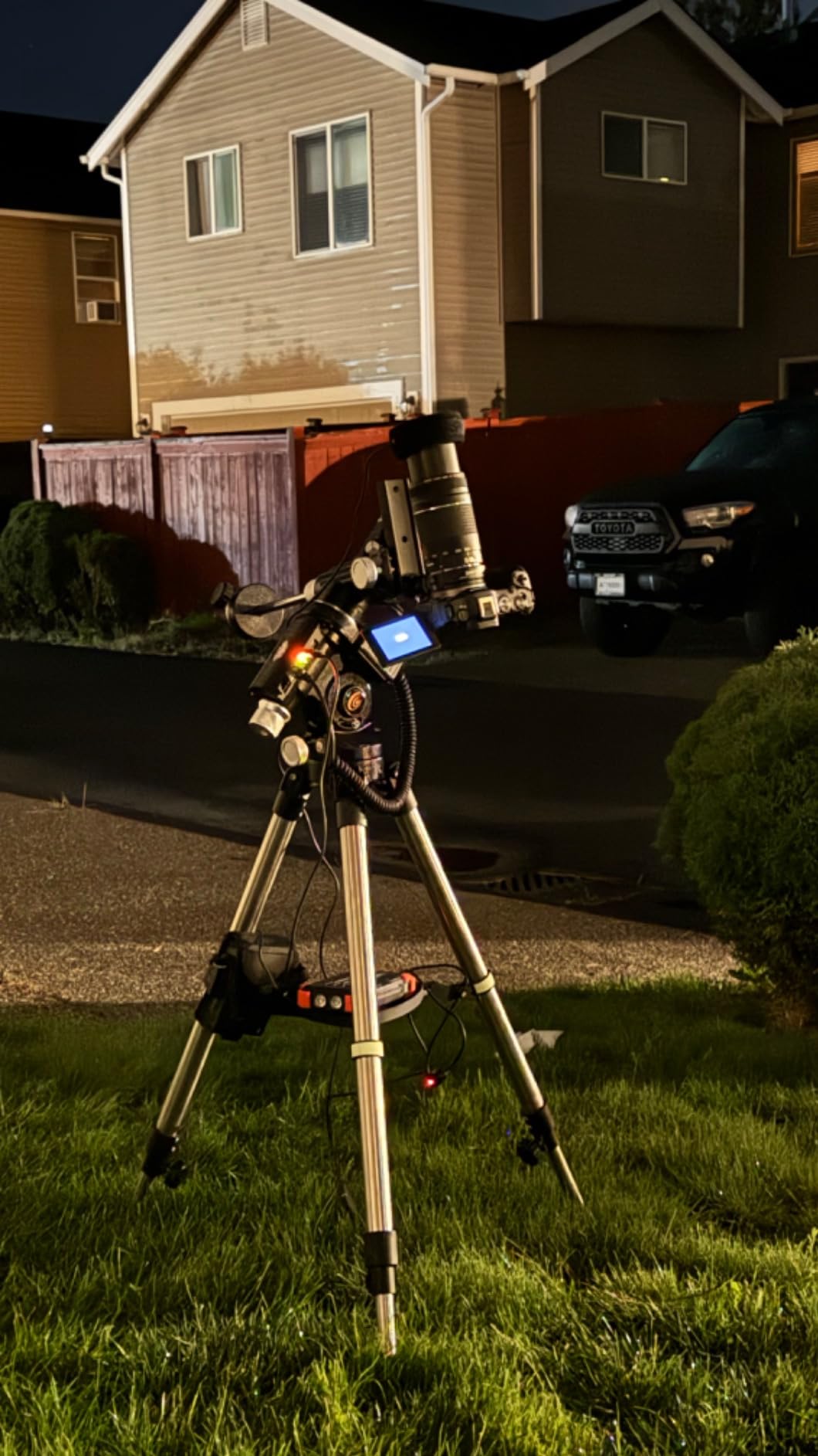 Explore Scientific iEXOS-100-2 PMC-Eight Equatorial Tracker System Tripod and Mount for Astrophotography with WiFi and Bluetooth Compatible customer photo 2