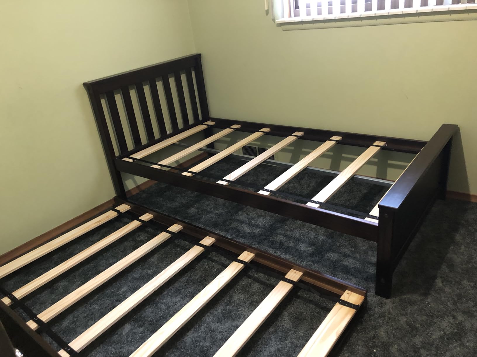 Max & Lily Twin Bed, Wood Bed Frame with Headboard for Kids with Trundle, Slatted, Blue customer photo 2