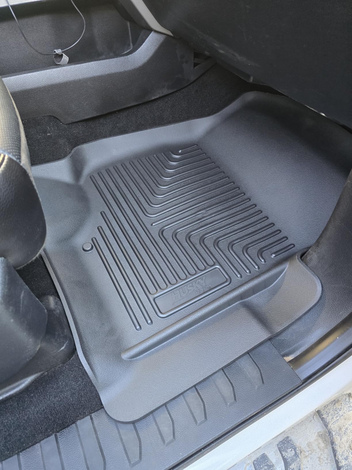 Husky Liners Weatherbeater Floor Mats | Fits 2015-2026 Ford F-150, 2022-2026 Lightning, SuperCrew (Crew Cab) w/Carpet & w/Out Fold Flat Storage | Front & 2nd Row, 3-pc Black - 94041 customer photo 1