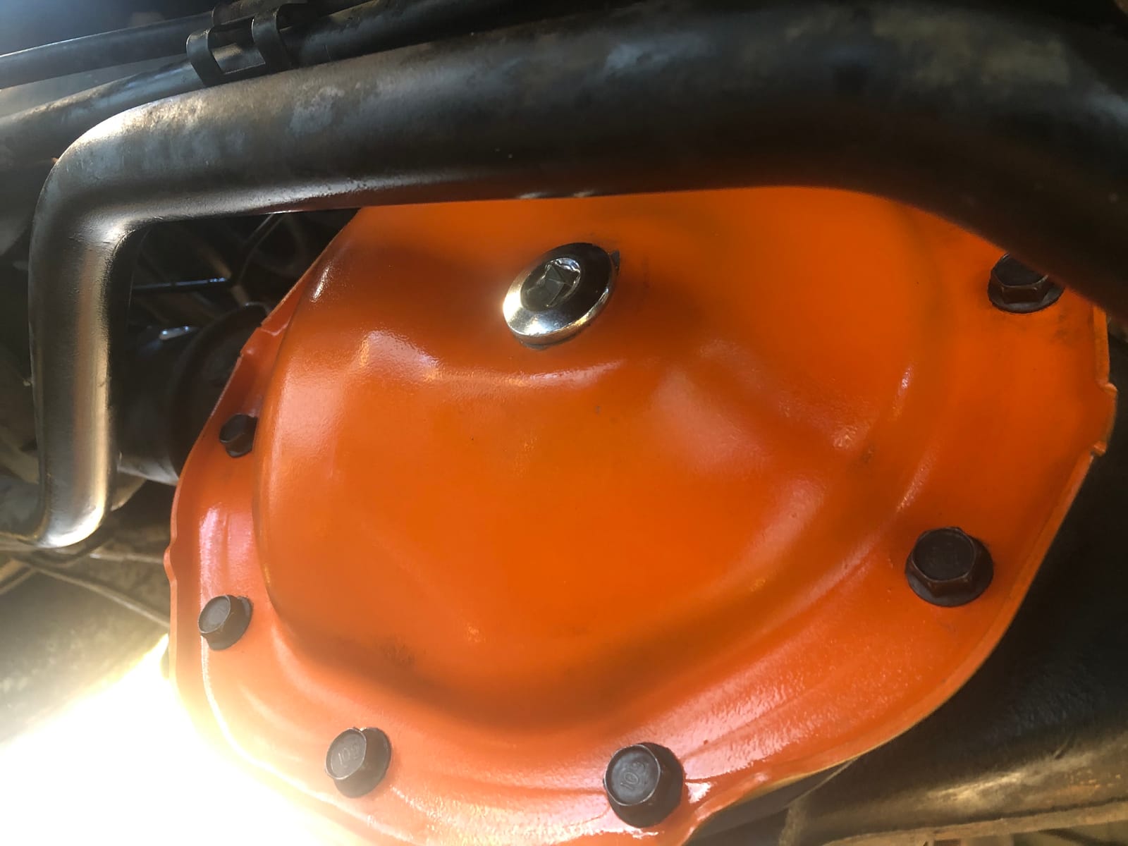 GM Genuine Parts 19333218 Rear Axle Housing Cover Kit with Plug, Brackets, Gasket, and Bolt customer photo 1