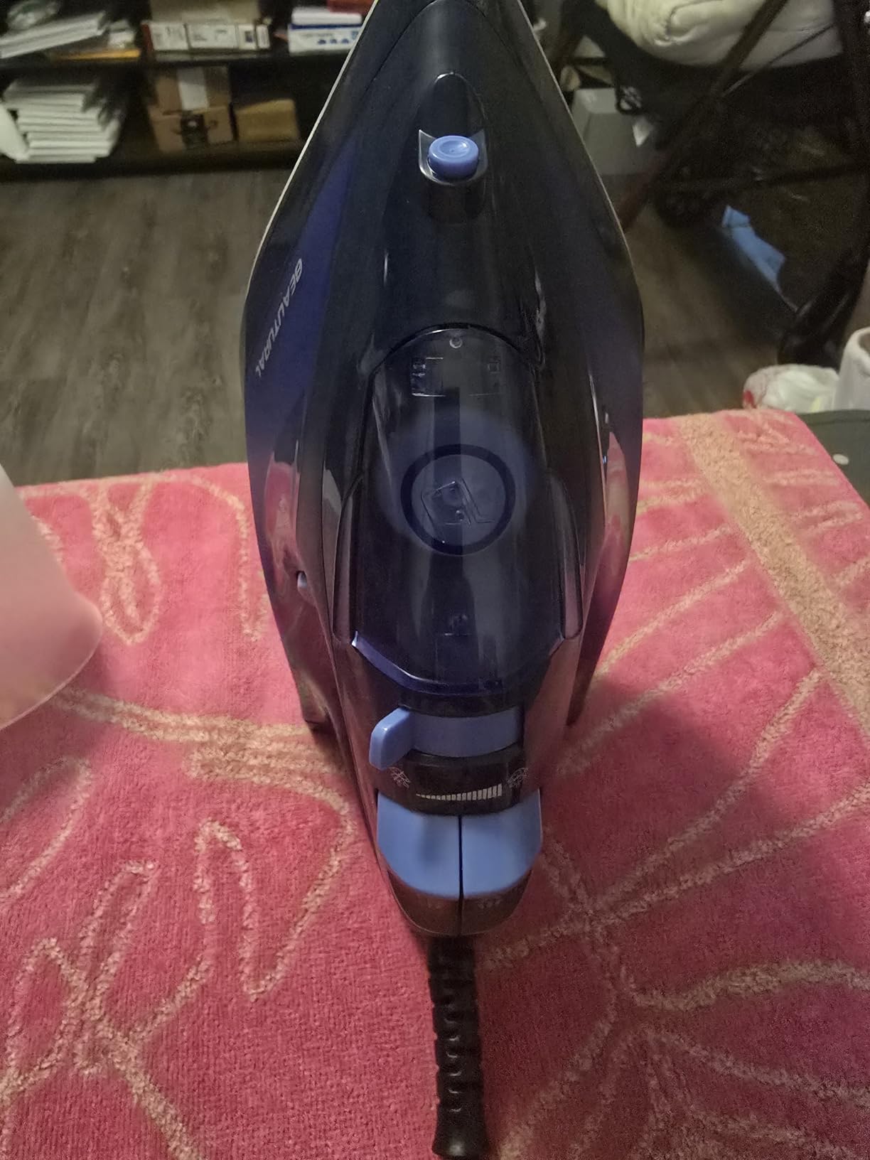 BEAUTURAL Steam Iron for Clothes with Ceramic-Coated Soleplate, 1500 Watts customer photo 2