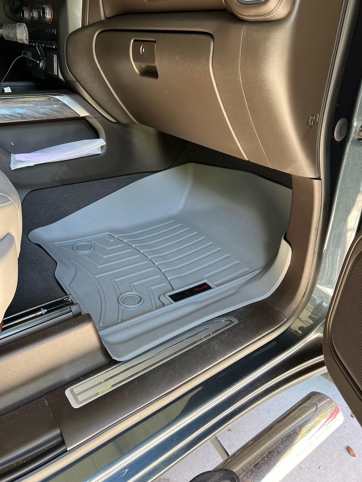 WeatherTech FloorLiners fits 2019-2026 Chevrolet Silverado 1500 / 2500HD / 3500HD, GMC Sierra 1500 / 2500HD / 3500HD - Crew Cab (1st & 2nd Row) Black customer photo 1