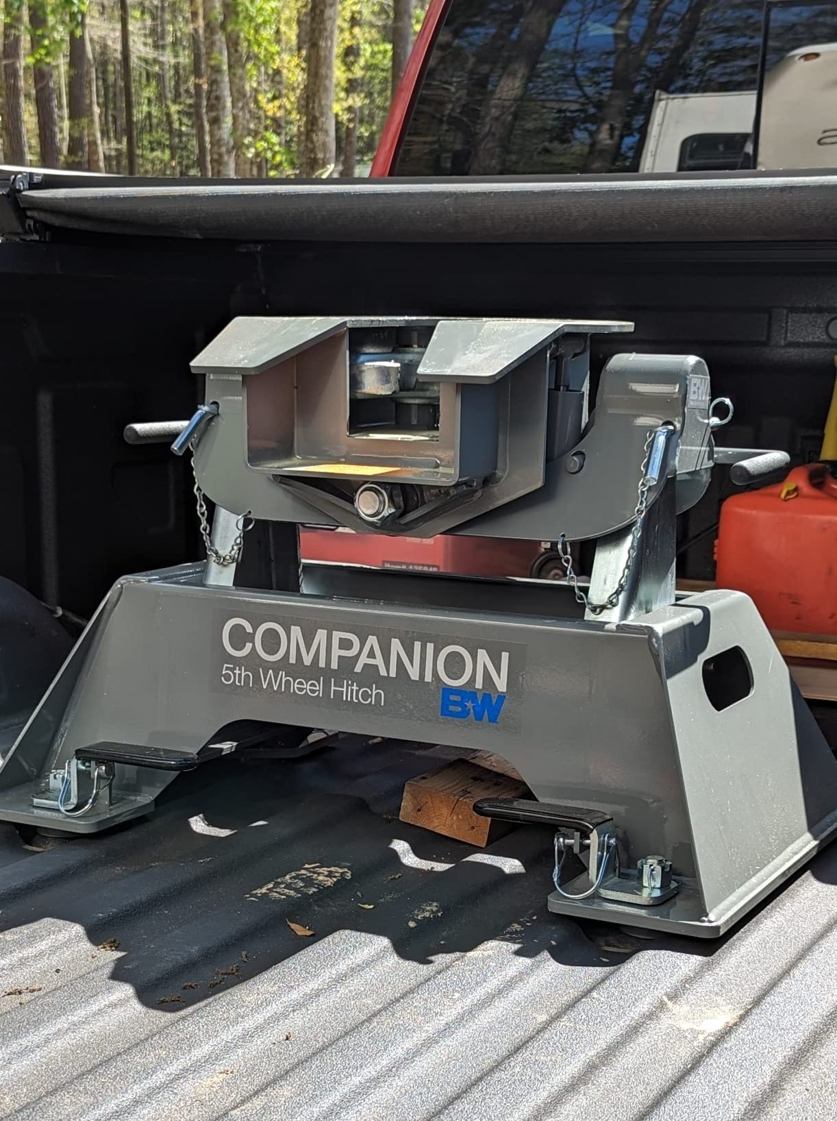 B&W Trailer Hitches 20K Companion OEM Fifth Wheel Hitch - Compatible with 2020-2026 Chevrolet/GM OEM Puck System - RVK3710 customer photo 1