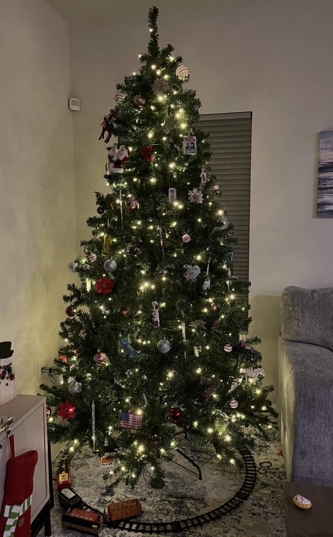 Best Choice Products 6ft Artificial Christmas Tree with LED Twinkling Lights, Pre-Lit Spruce Realistic Holiday Xmas Decor, 250 Lights, 798 Tips customer photo 2