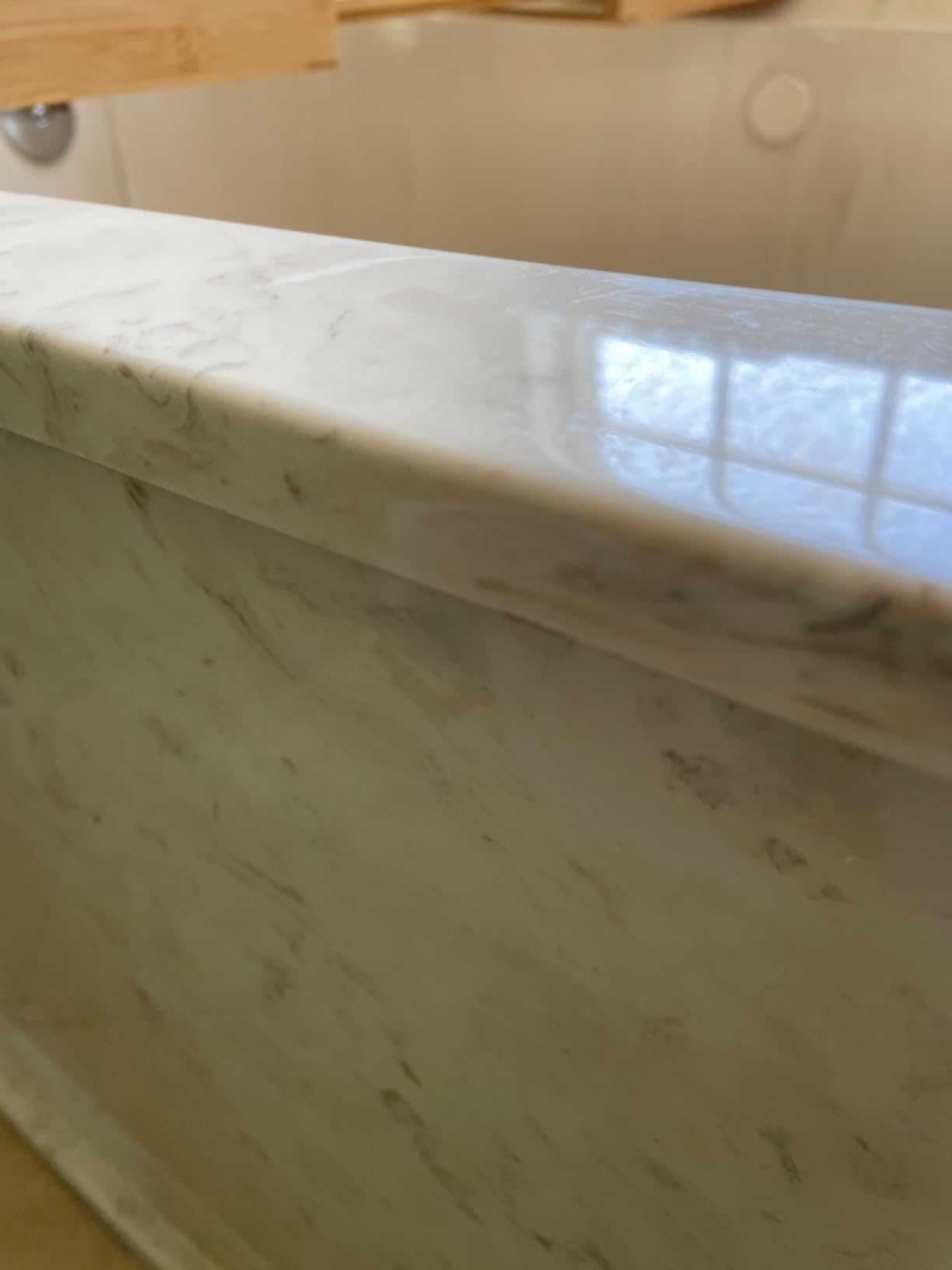 Vaunn Medical Secure Bathtub Safety Rail, Shower Grab Bar Handle for Elderly and Disabled, Secure Locking Tub Clamp, 300 lbs customer photo 1