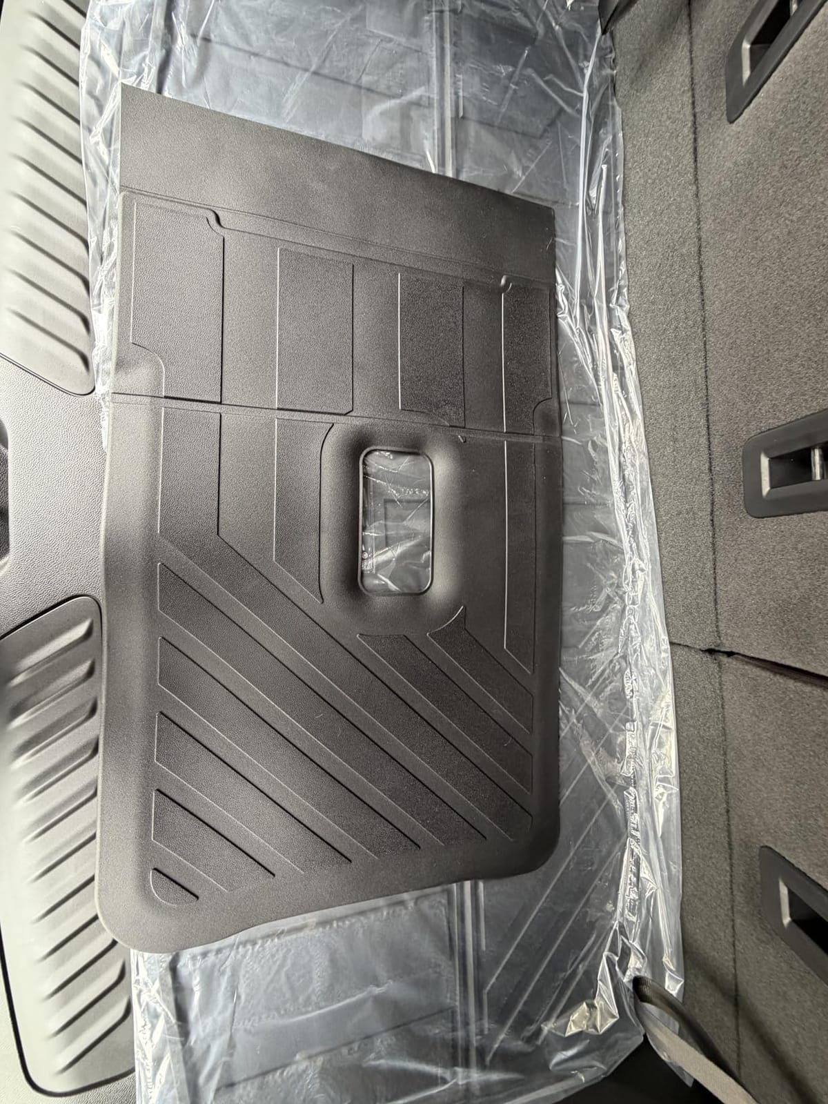 3W Floor Mats Fit for 2019-2026 Chevy Silverado/GMC Sierra 1500 | 2020-2026 GMC Sierra 2500 HD/3500HD Crew Cab TPE All Weather Custom Fit, with Factory Carpeted Storage customer photo 2