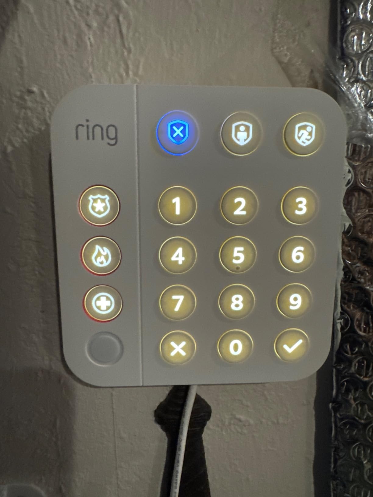 Ring Alarm 5-Piece Kit (newest model), Wireless smart home or business security system, expandable, easy setup, Mobile App Control, 24/7 Professional Monitoring, Alexa Compatible customer photo 2