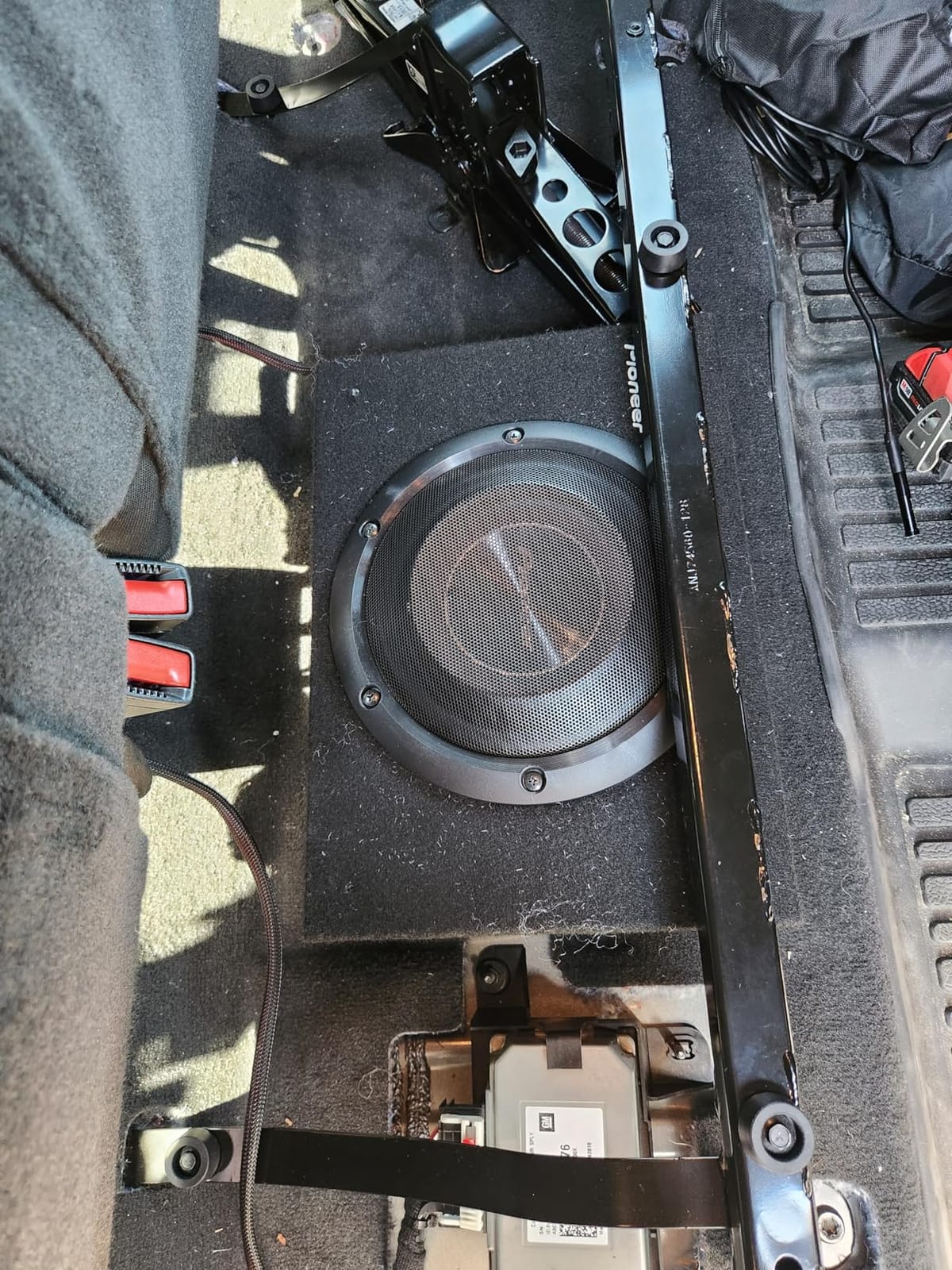 Pioneer A-Series TS-A2500LB Pre-Loaded Shallow Mount 10