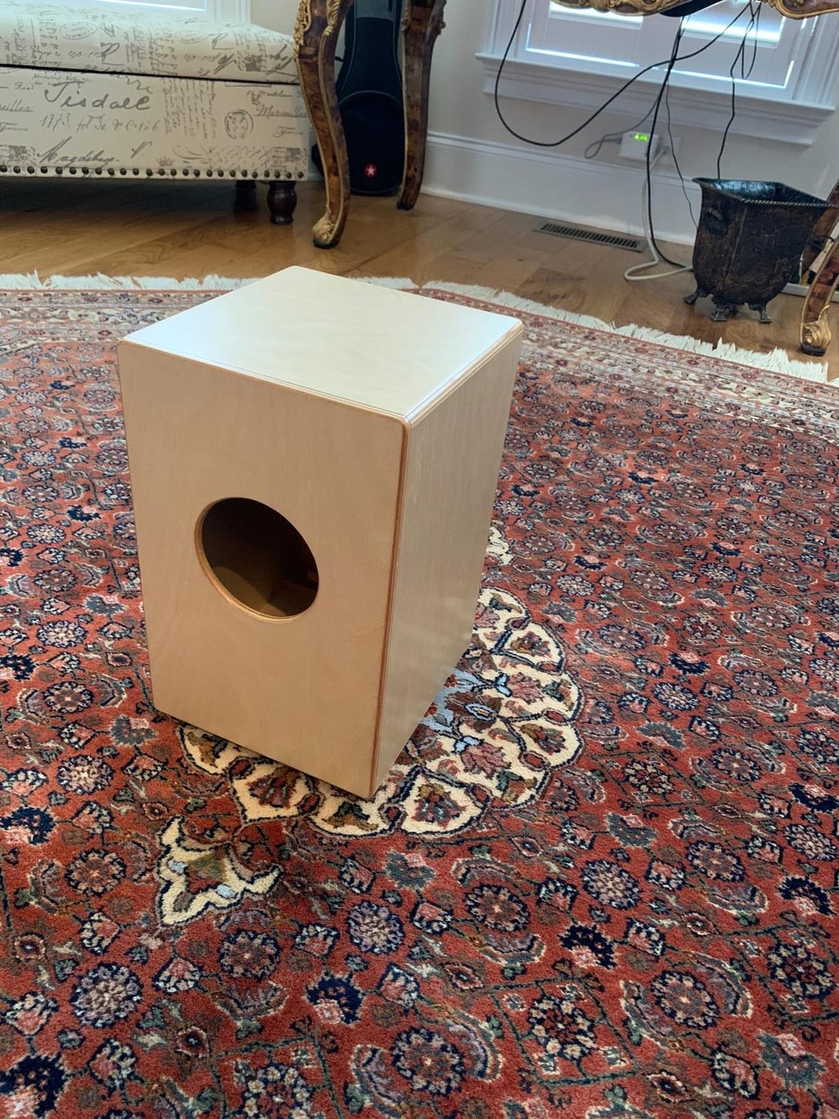 Donner Cajon Box Drum Full Size, Percussion Instrument Gifts for Adults Teens, Hand Crafted Birchwood Beat Box, Jam Cajon Drum Box, Portable with Adjustable Straps Travel Backpack customer photo 2