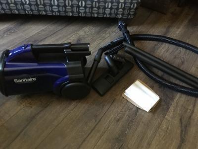 Sanitaire Professional Compact Canister Vacuum Cleaner, SL3681A customer photo 2