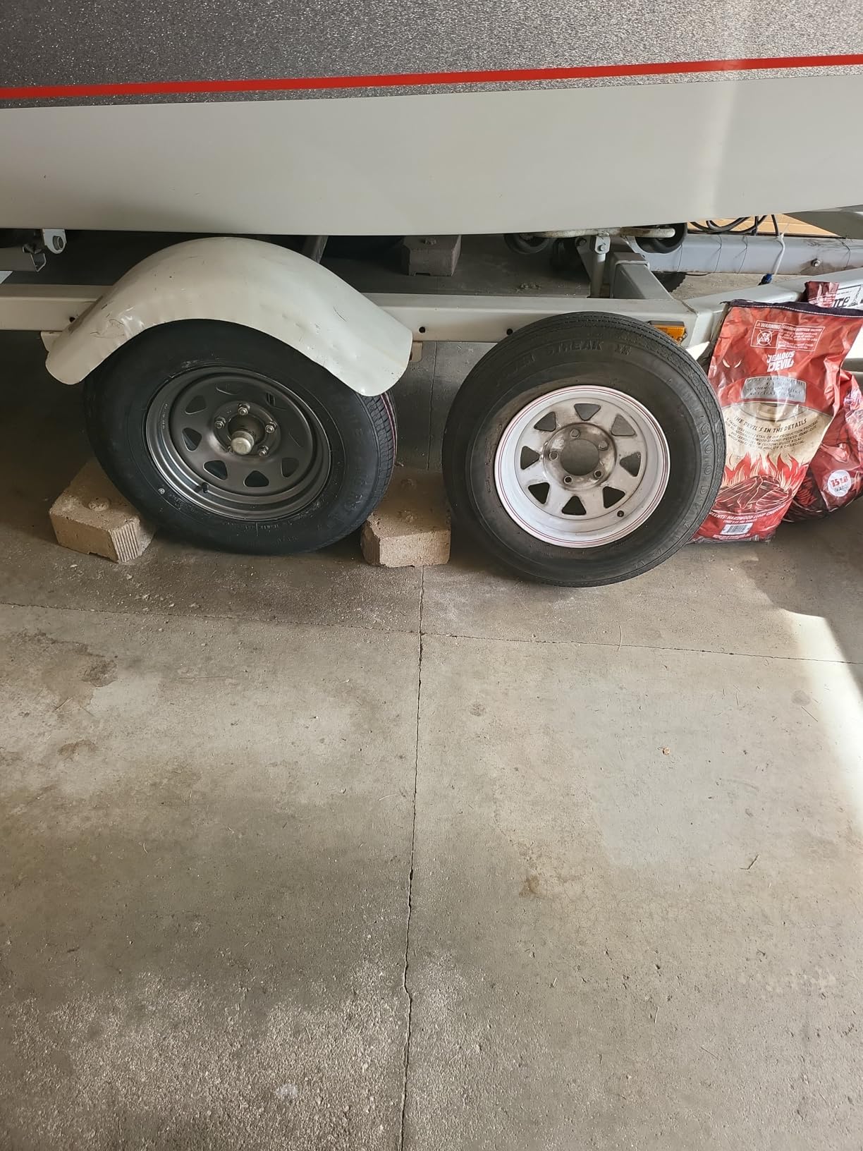 eCustomrim 2-Pack Radial Trailer Tire Rim Assembly ST205/75R14 5 Lug Load D White customer photo 2