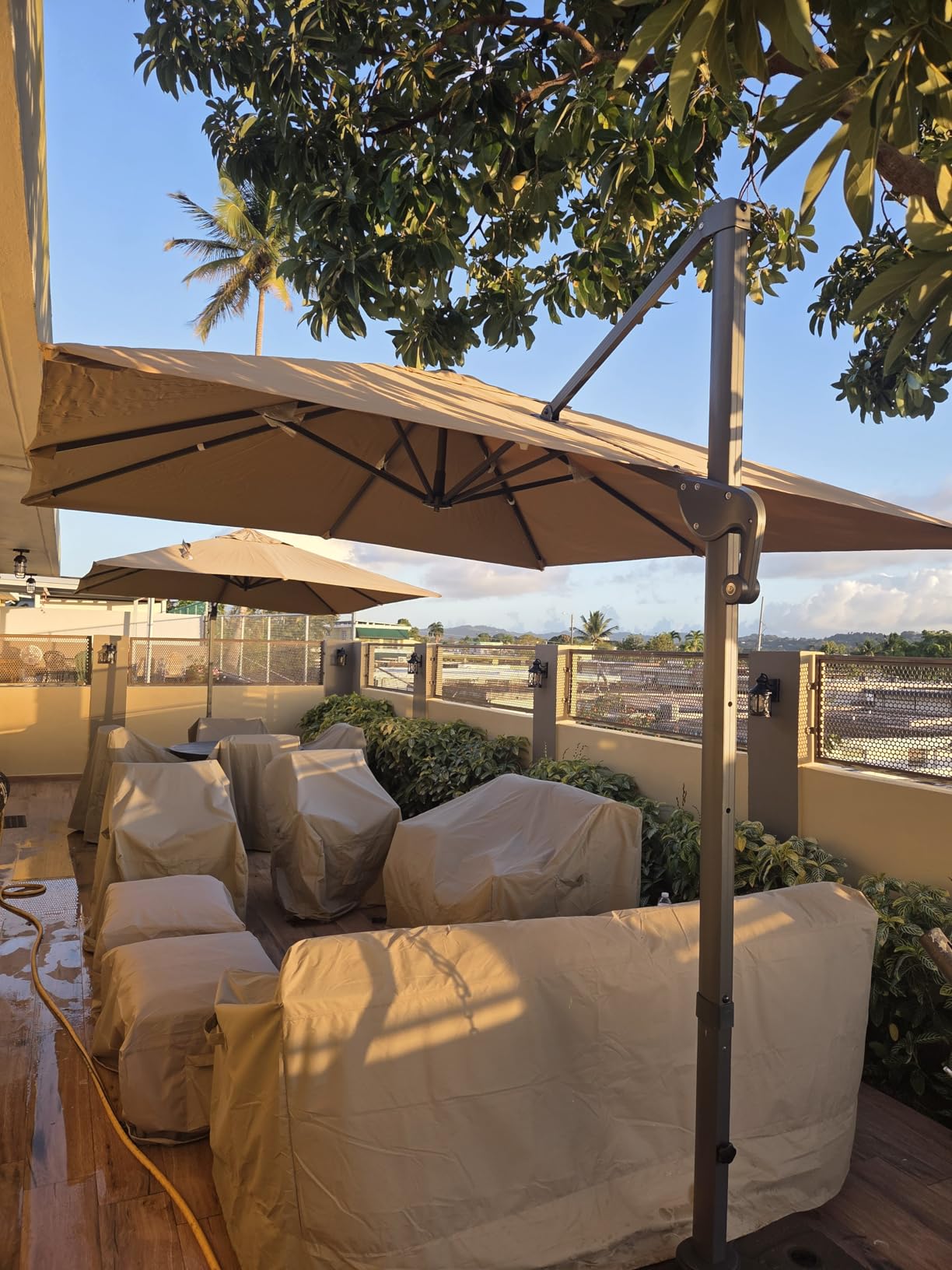 Sunnyglade 10x13Ft Cantilever Patio Umbrella Rectangular Deluxe Offset 360°Rotation & Integrated Tilting System Hanging Umbrella for Market Garden Deck Pool Backyard Patio (Tan) customer photo 1