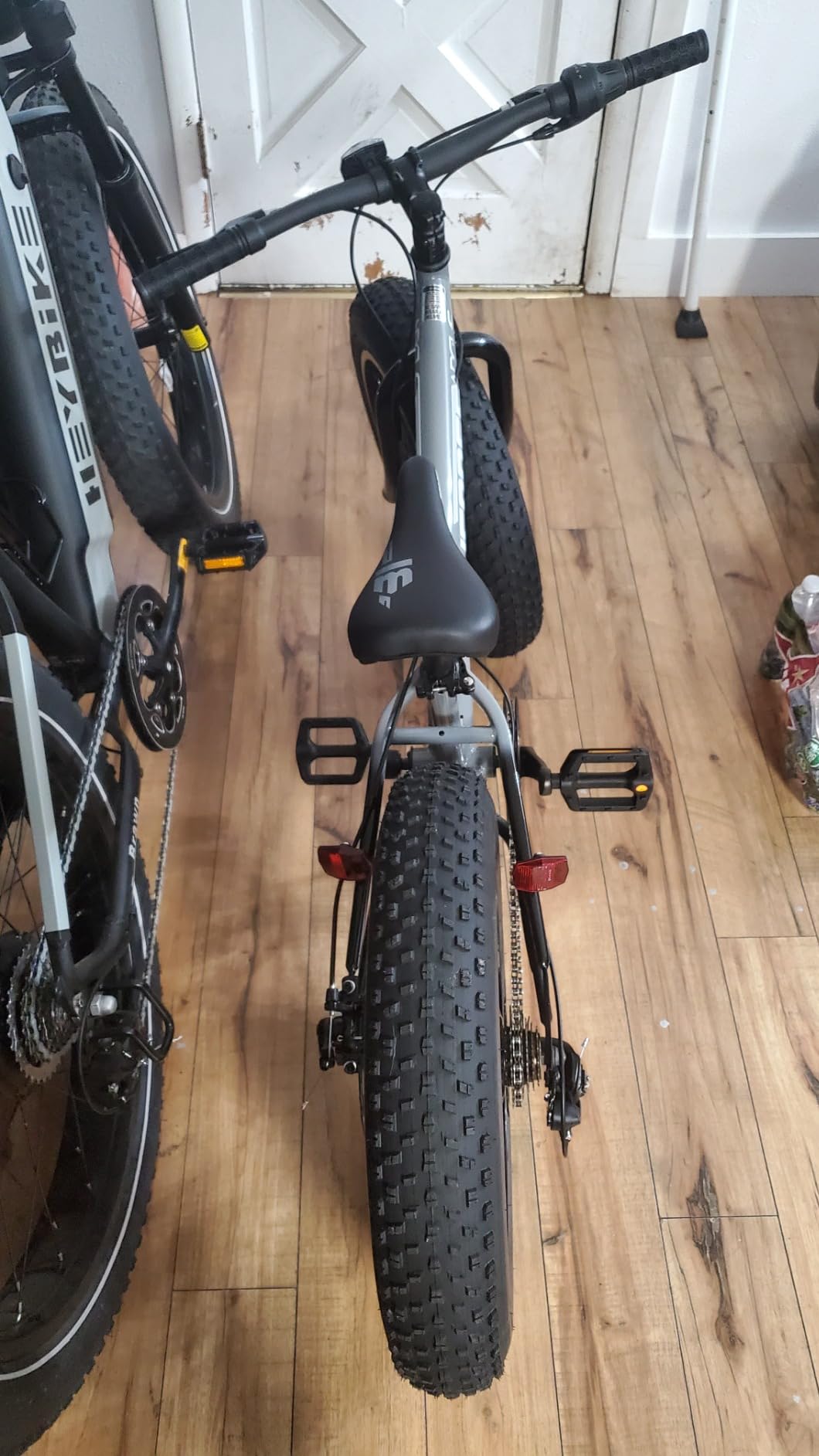 Mongoose Argus Trail or ST Fat Tire Mountain Bike, 20, 24 or 26 Inch Bike for Kids and Adults, 7 or 16 Speed, Aluminum or Steel Frame, Knobby Mountain Fat Tires, Mechanical Disc Brakes customer photo 1