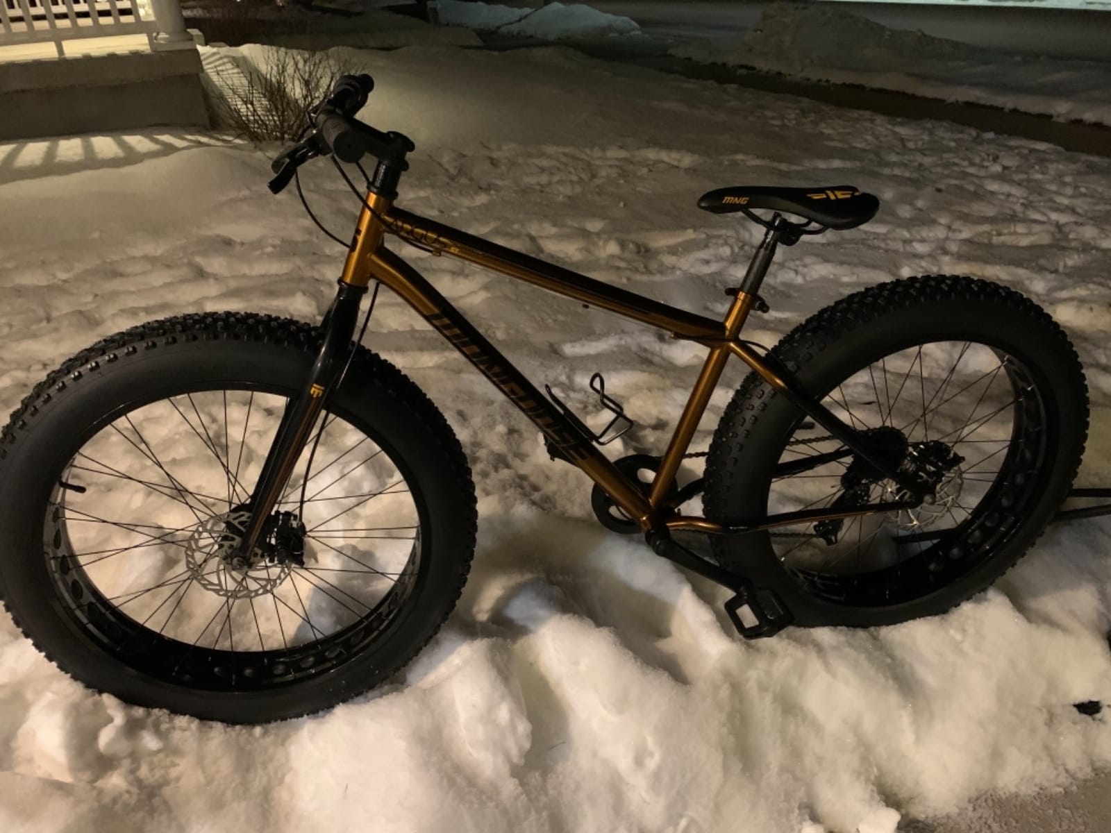 Mongoose Argus Trail or ST Fat Tire Mountain Bike, 20, 24 or 26 Inch Bike for Kids and Adults, 7 or 16 Speed, Aluminum or Steel Frame, Knobby Mountain Fat Tires, Mechanical Disc Brakes customer photo 2