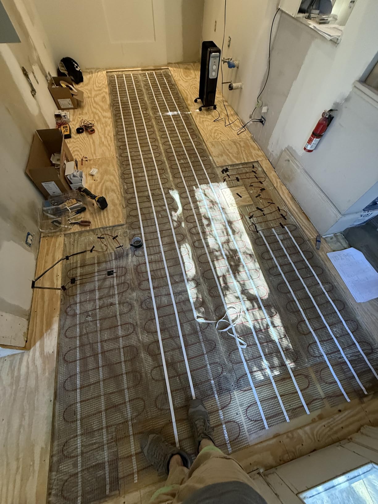 LuxHeat 80 sqft Floor Heating System, WiFi Thermostat - 120V Heated Floor | 20in x 48.8ft Self-adhesive Mat, Alarm, UWG4 Smart T/Stat w/ GFCI, Sensor | Radiant Floor Heating For Tile, Bathroom, & More customer photo 1