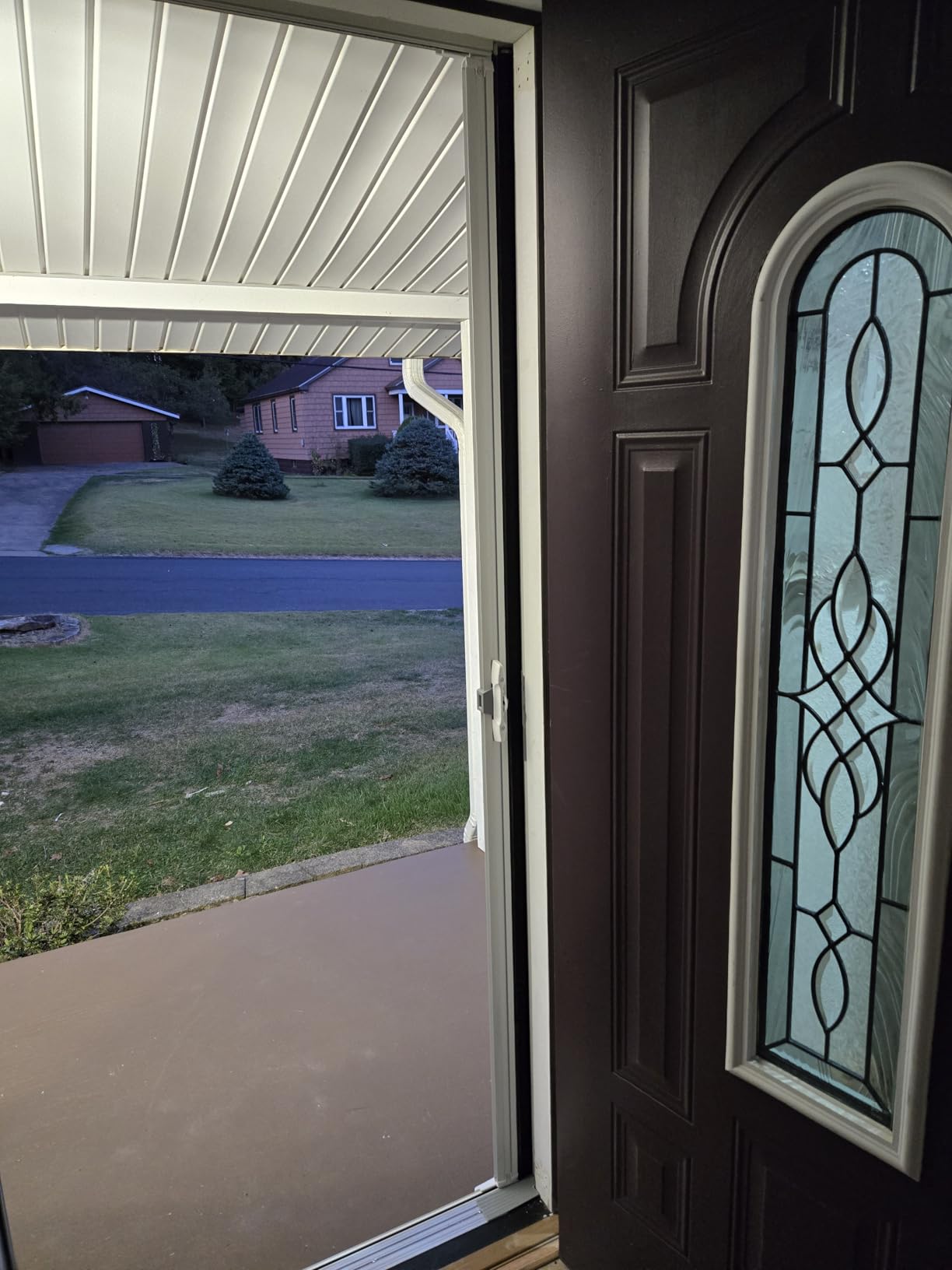 LARSON Brisa Sandstone Retractable Screen Door Thin Mesh 32-36 in Wide | Single, Thin Mesh Screen, High Visibility, Front Doors customer photo 1