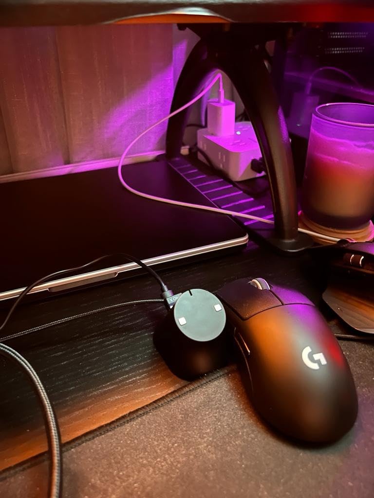 Logitech G PRO X Superlight Wireless Gaming Mouse - Black | Ultra-Lightweight, 25600 DPI, 5 programmable buttons, long battery life, PC and Mac compatible customer photo 2