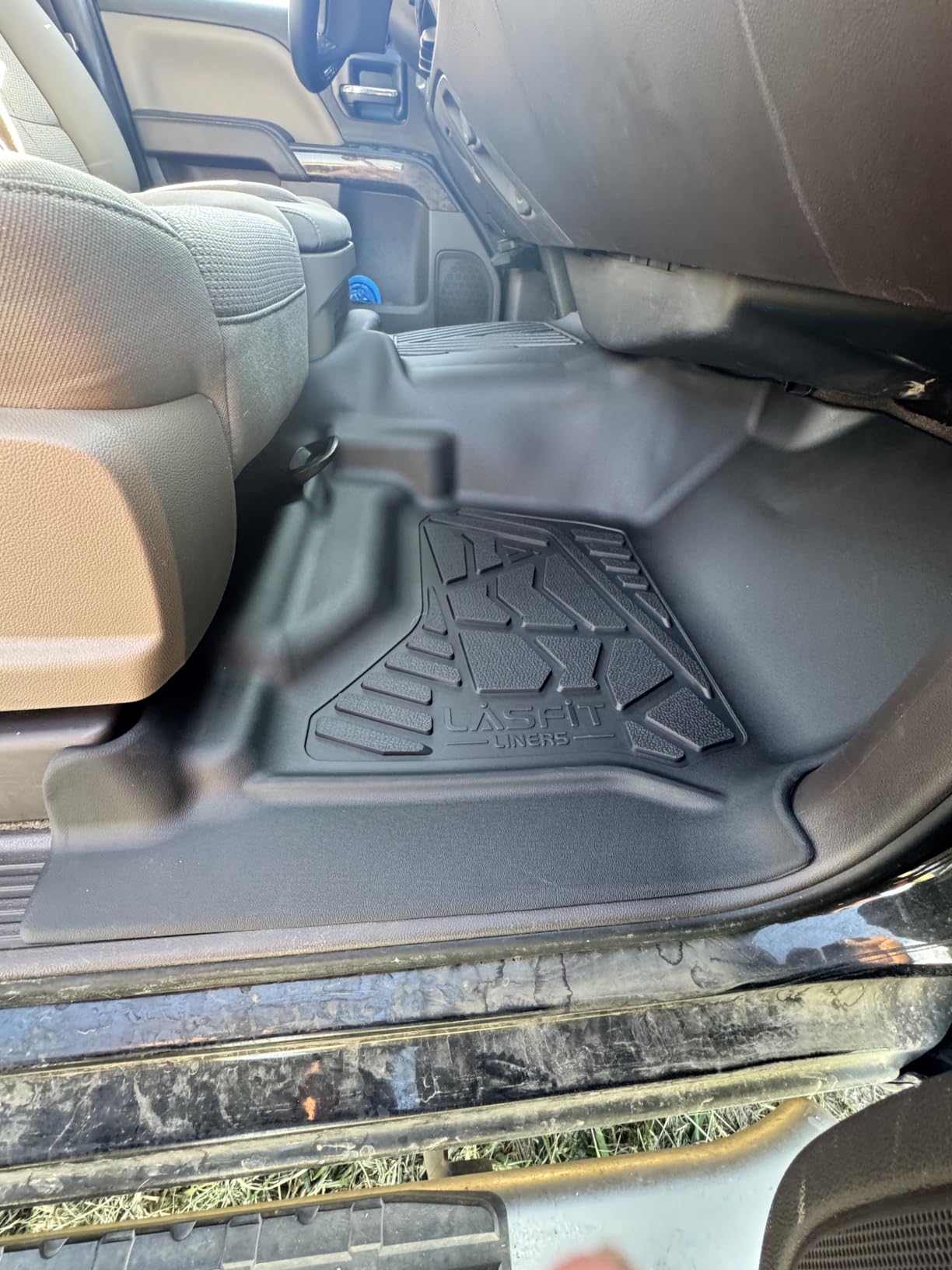 LASFIT Floor Mats for Chevy Silverado/GMC Sierra 1500 2019-2026 | 2500 HD/3500 HD 2020-2026, Crew Cab & Bucket Seat Only (Fit with Rear Under-Seat Storage Box, Not Fit 2nd Row Plastic Box) customer photo 1