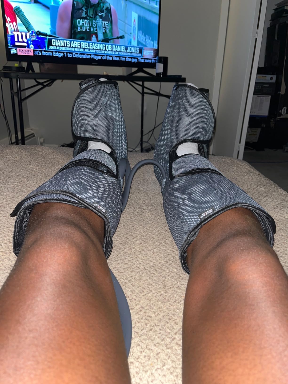 CINCOM Leg Massager with Heat and Air Compression FSA - HSA | Calf Foot Leg Massager for Circulation with 2 Heat 3 Modes 3 Intensities Adjustable Leg Wraps (with 2 Extensions) customer photo 1