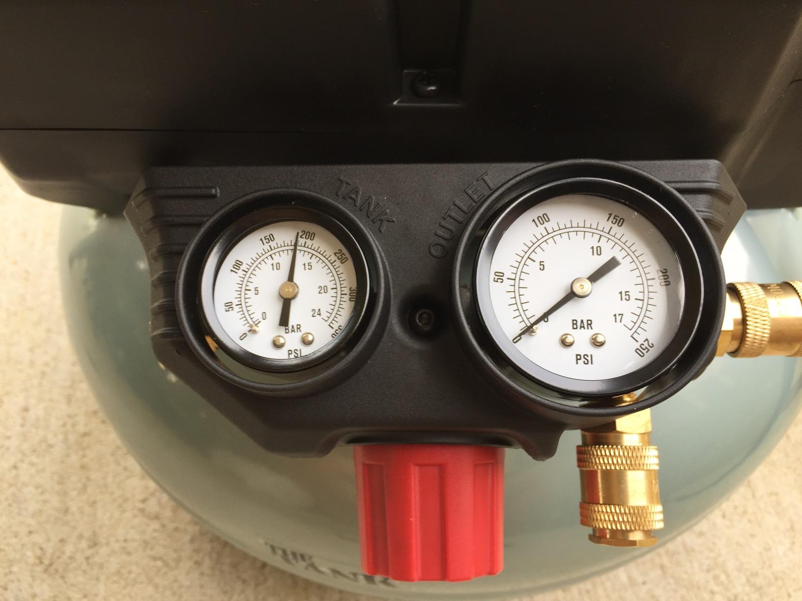 Metabo HPT Portable Pancake Air Compressor, 6 Gallon 200 PSI, EC914S | 4 CFM Flow Rate, Powers Multiple Framing Siding Roofing Nailers Brad Guns Simultaneously, Job-Site Ready customer photo 2