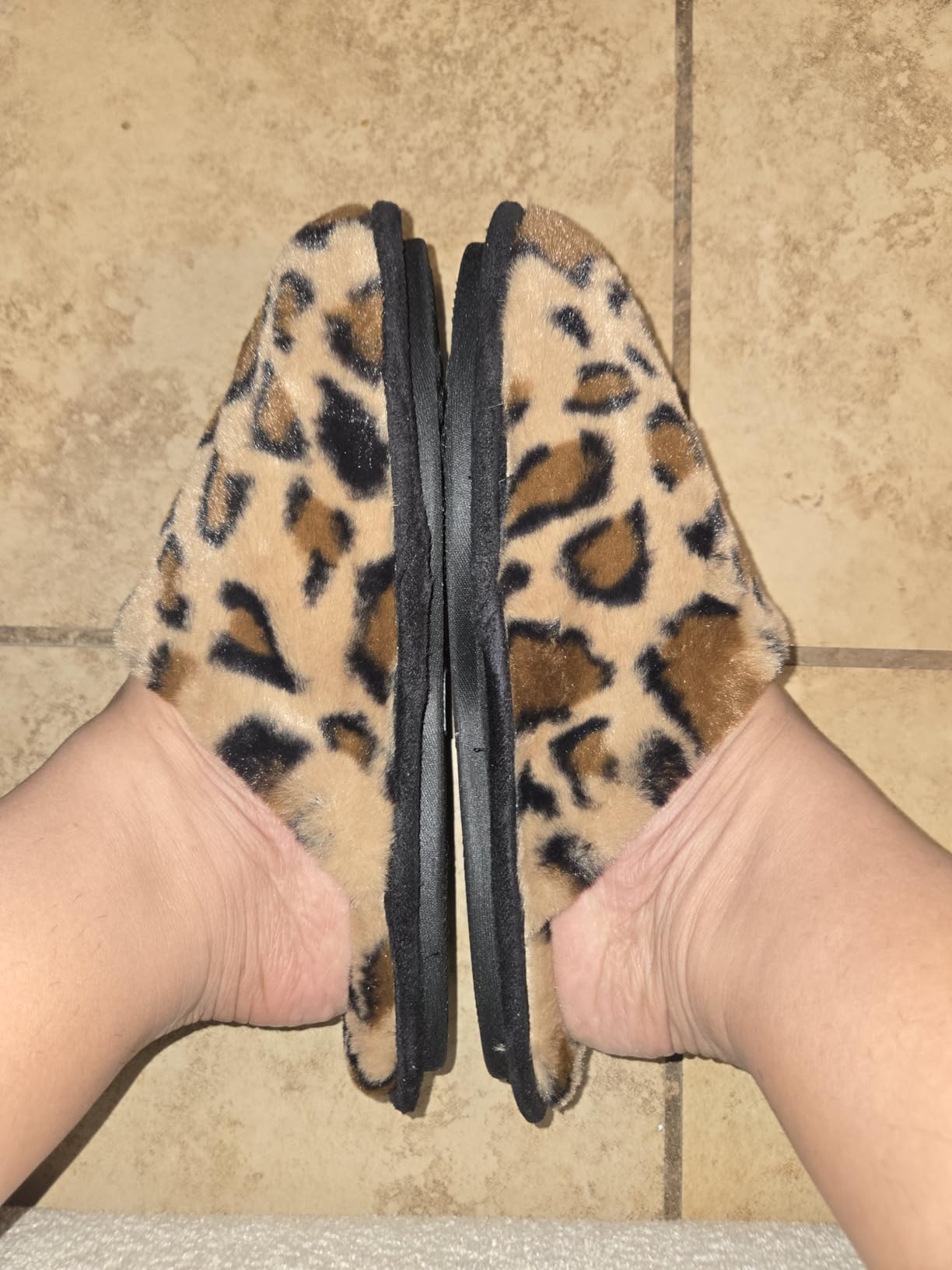 Snug Leaves Women's Fuzzy Scuff Slippers Soft Comfy Memory Foam Non-slip Indoor House Shoes customer photo 1