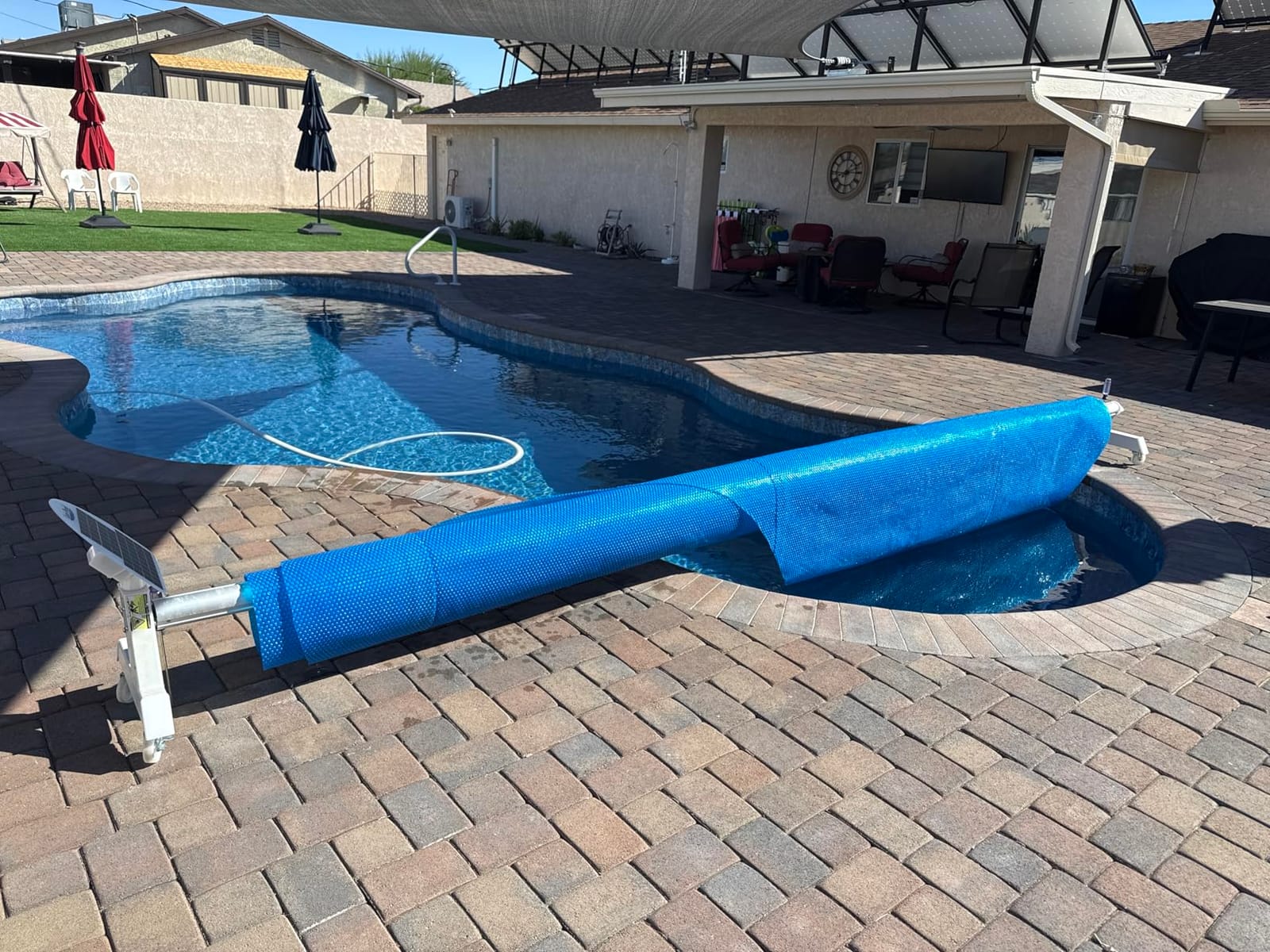 Automatic Motorized Solar Blanket Cover Reel/Roller for Pools up to 20x40' | Solar Battery Powered - Click-of-Button Simple Operation - Suitable for Rectangular Swimming Pools customer photo 1