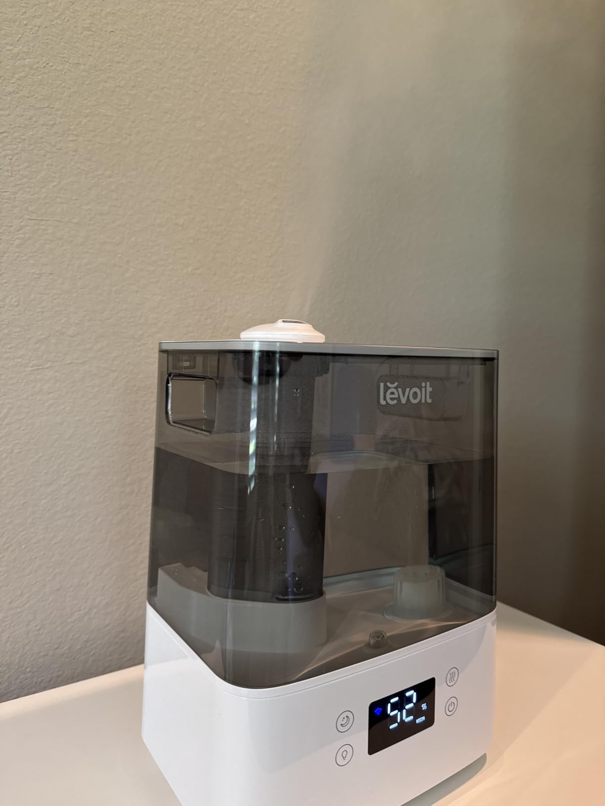 Levoit Humidifiers for Bedroom Large Room, 6L, 60H Runtime, 26dB, Smart App | Top Fill Cool Mist Humidifier for Baby & Plants, Easy to Clean, Essential Oil, Rapid Humidification & Auto Mode, Sleep Mode customer photo 2
