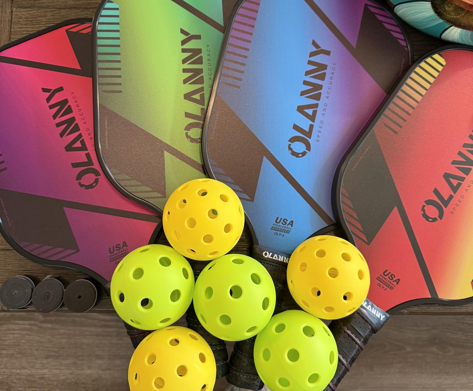 OLANNY Graphite Pickleball Paddles Set- Premium Rackets Fiber Face & Polymer Honeycomb Core Pickleball Set Includes Pickleball Paddles + Pickleball Balls+ Replacement Soft Grip + 1 Bag customer photo 2