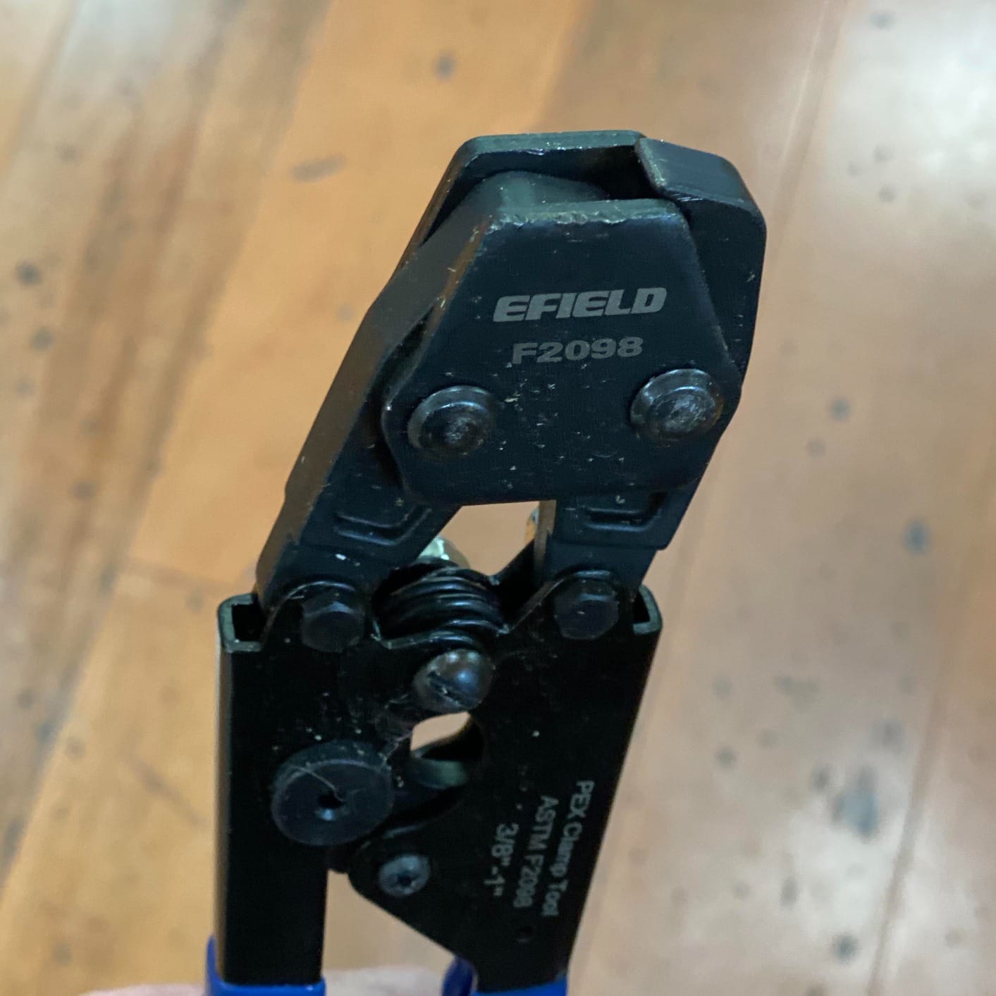 EFIELD 1/2 inch 2x75 ft Pex-b Pipe/Tool Kit - Pex-b Tubing Blue & Red 150ft, Crimping Tool, Pipe Cutter, 30 Pieces Stainless Steel Clamps (AB-2-75-KIT) customer photo 1