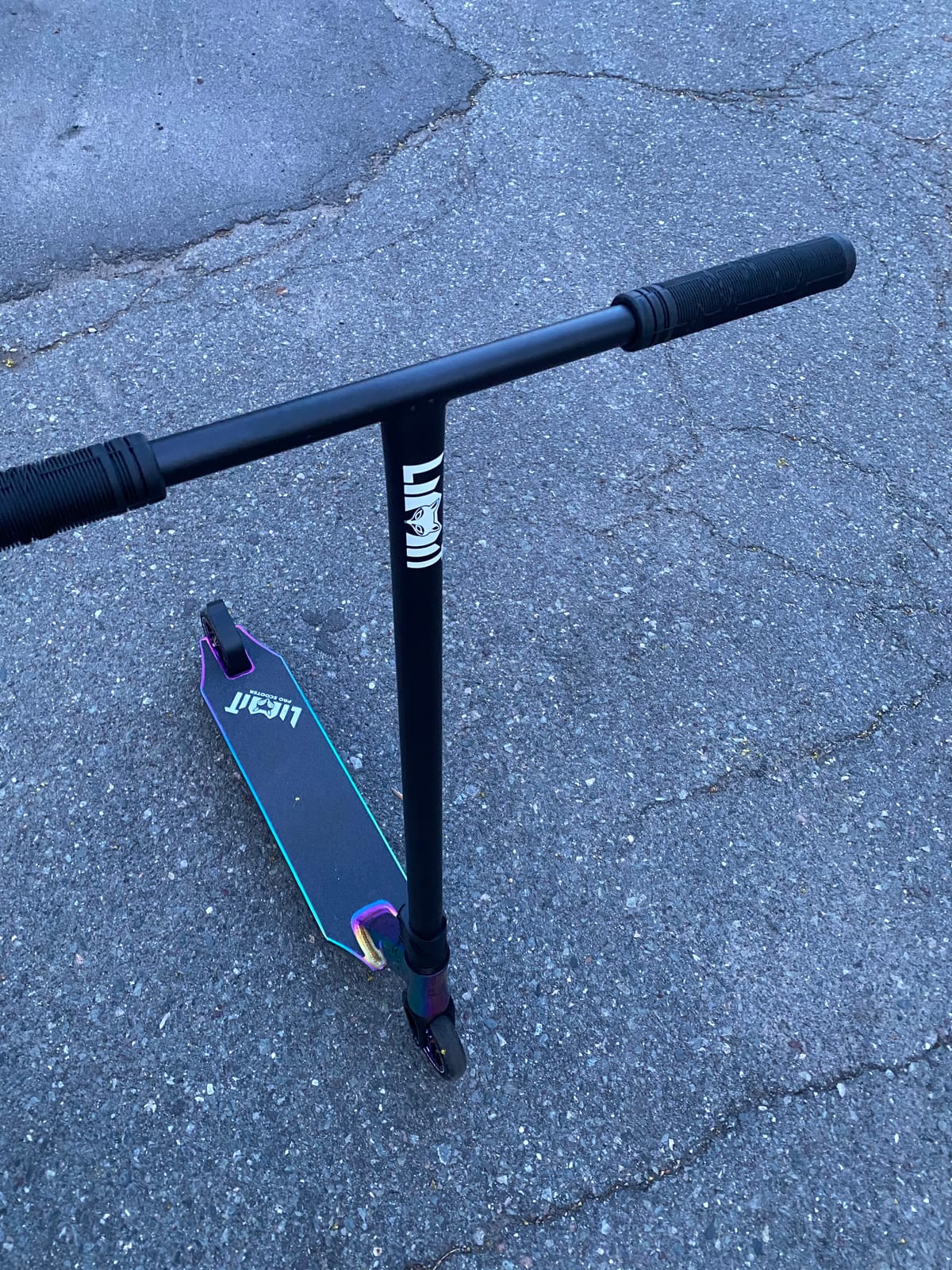 Limit LMT01-V2 Professional Scooter-Trick Scooter-Intermediate and Professional Stunt Scooter Suitable for Children, Teenagers and Adults 8 Years Old and Above-Durable customer photo 1