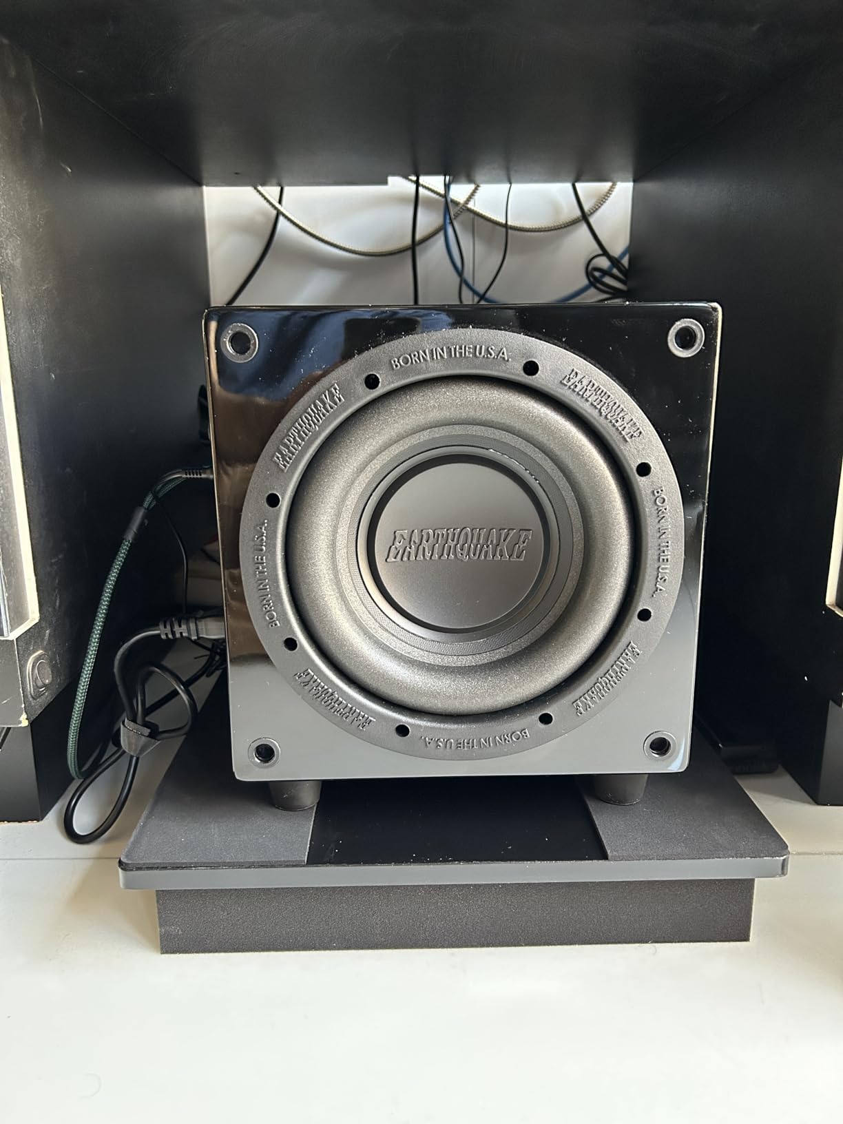 VibeBoss P10 - Acoustic Isolation Platform Suitable for 8-10 inches Subwoofers (13.7'' x 15.7'' x 2.5'') customer photo 1