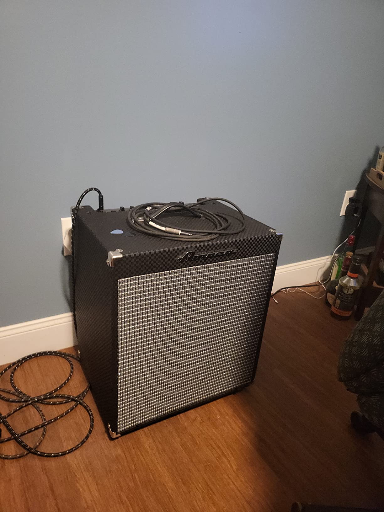 Ampeg Rocket Bass RB108 Bass Combo 1x8 30 Watts customer photo 2
