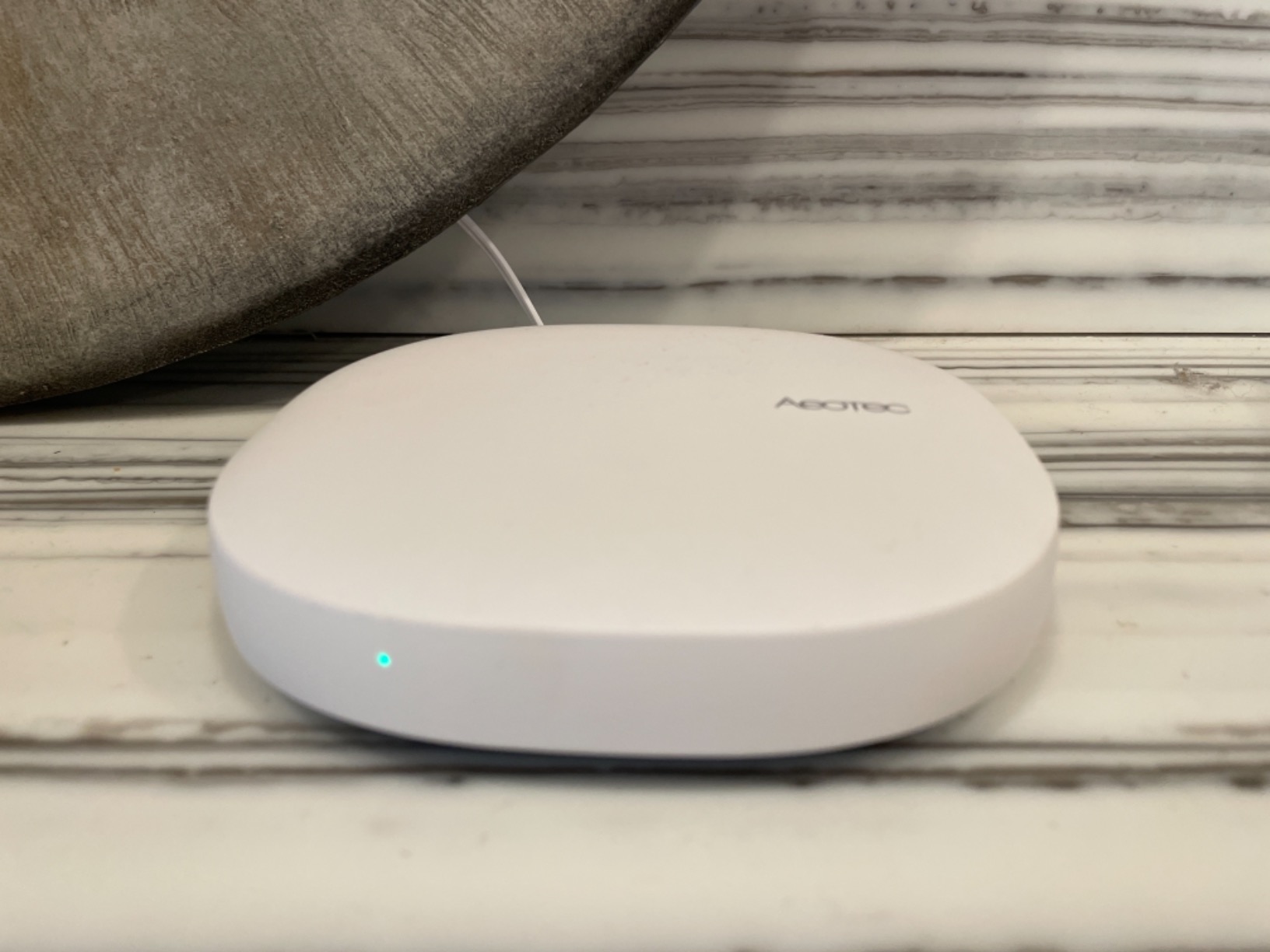 Aeotec Smart Home Hub, Works as a SmartThings Hub, Z-Wave, Zigbee, Matter Gateway, Compatible with Alexa, Google Assistant customer photo 1
