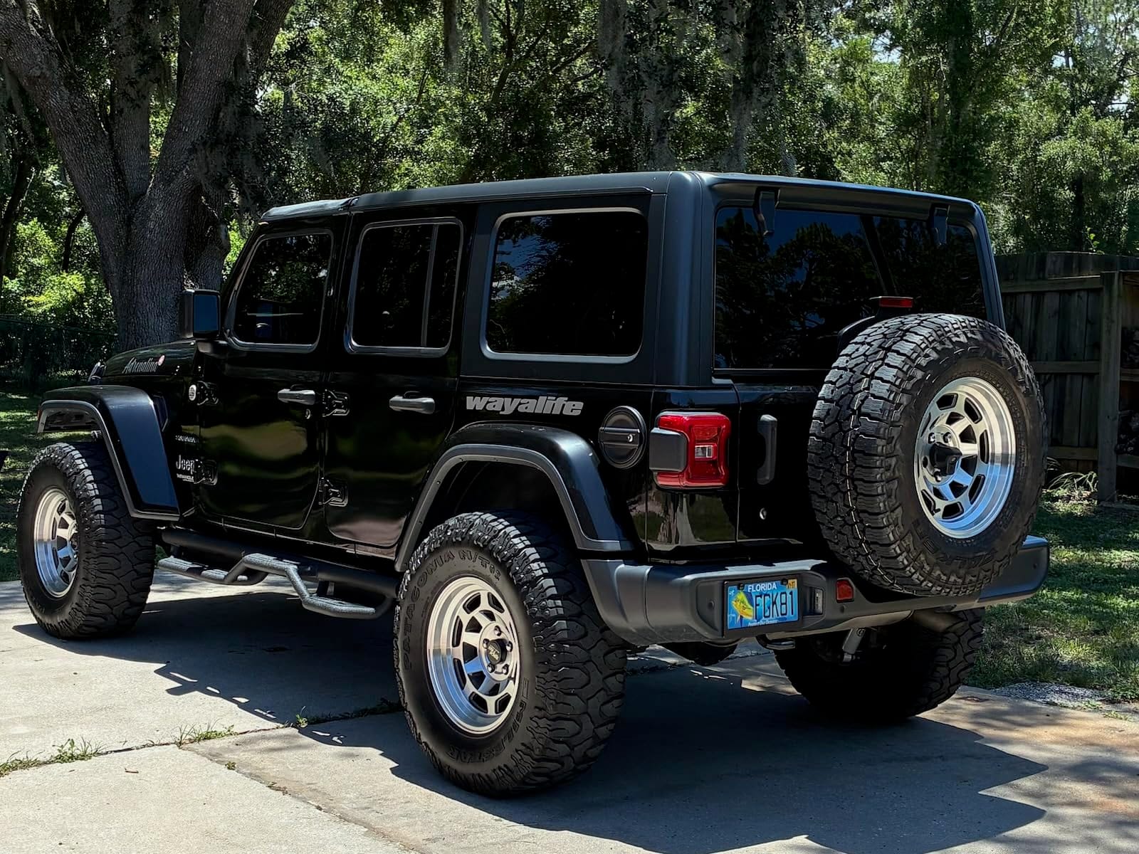 RockTrix RT110 20 inch Wheel Compatible with Jeep Wrangler JK JL 20x9 5x5 Wheels (-12mm Offset, 4.5in Backspace) 5x5 PCD, 71.5mm Bore, Bronze Wheels, Also fits Gladiator JT Rims customer photo 1