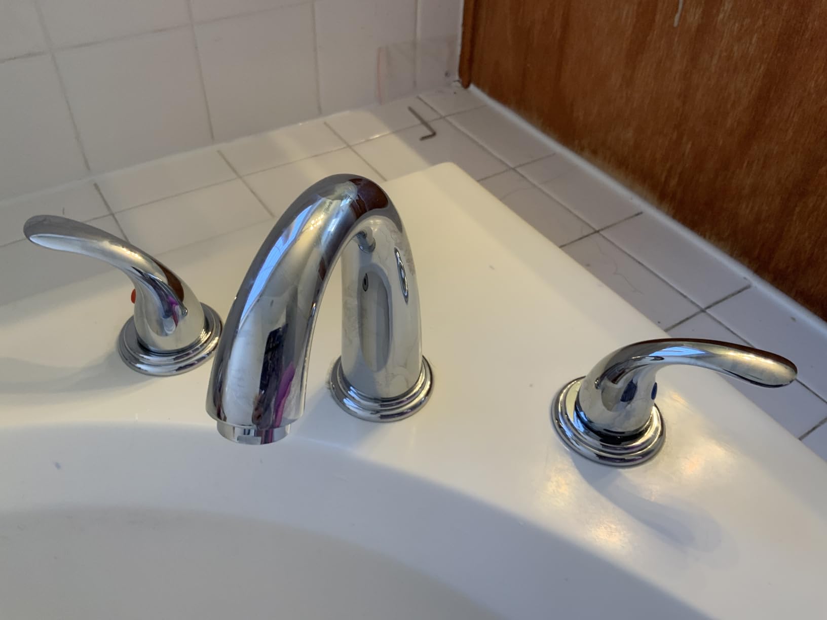 SUMERAIN Two Handle Roman Tub Faucet Brushed Nickel | with Valve, High Flow, 3 Hole, Brass, Classic Style, for Bathroom customer photo 1