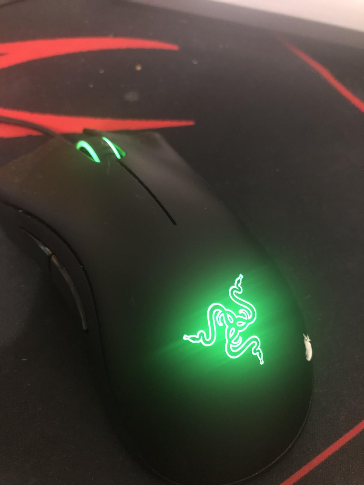 Razer DeathAdder Essential Ergonomic Wired Gaming Mouse, Black | 6400 DPI Optical Sensor, 5 Programmable Buttons, Rubber Side Grips, Mechanical Mouse Switches customer photo 2