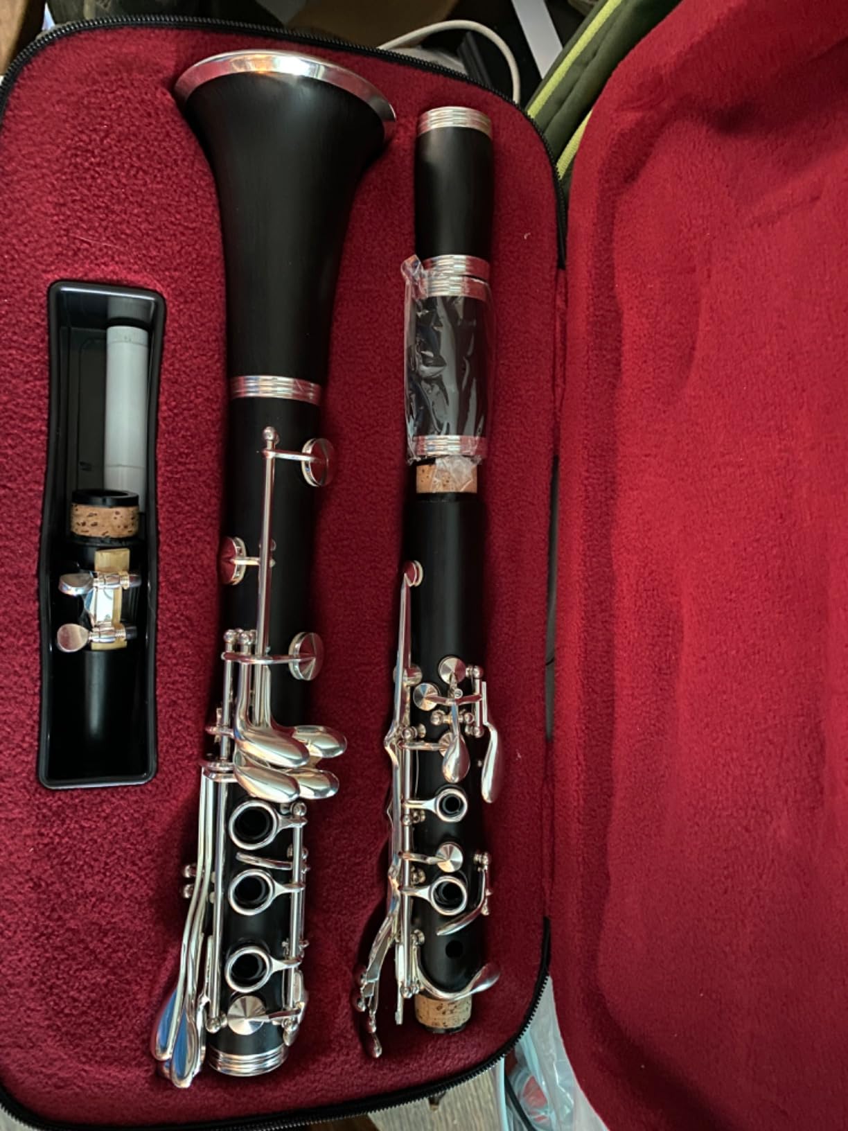 Bb Clarinet Kit for Beginners Students, 17-Key French System with 2 Barrels | ABS Resin Body, 17 Nickel-Plated Keys, 4C Mouthpiece, School Band Ready, Daily Practice, Case, Reeds, Stand, Cleaning Kit customer photo 2