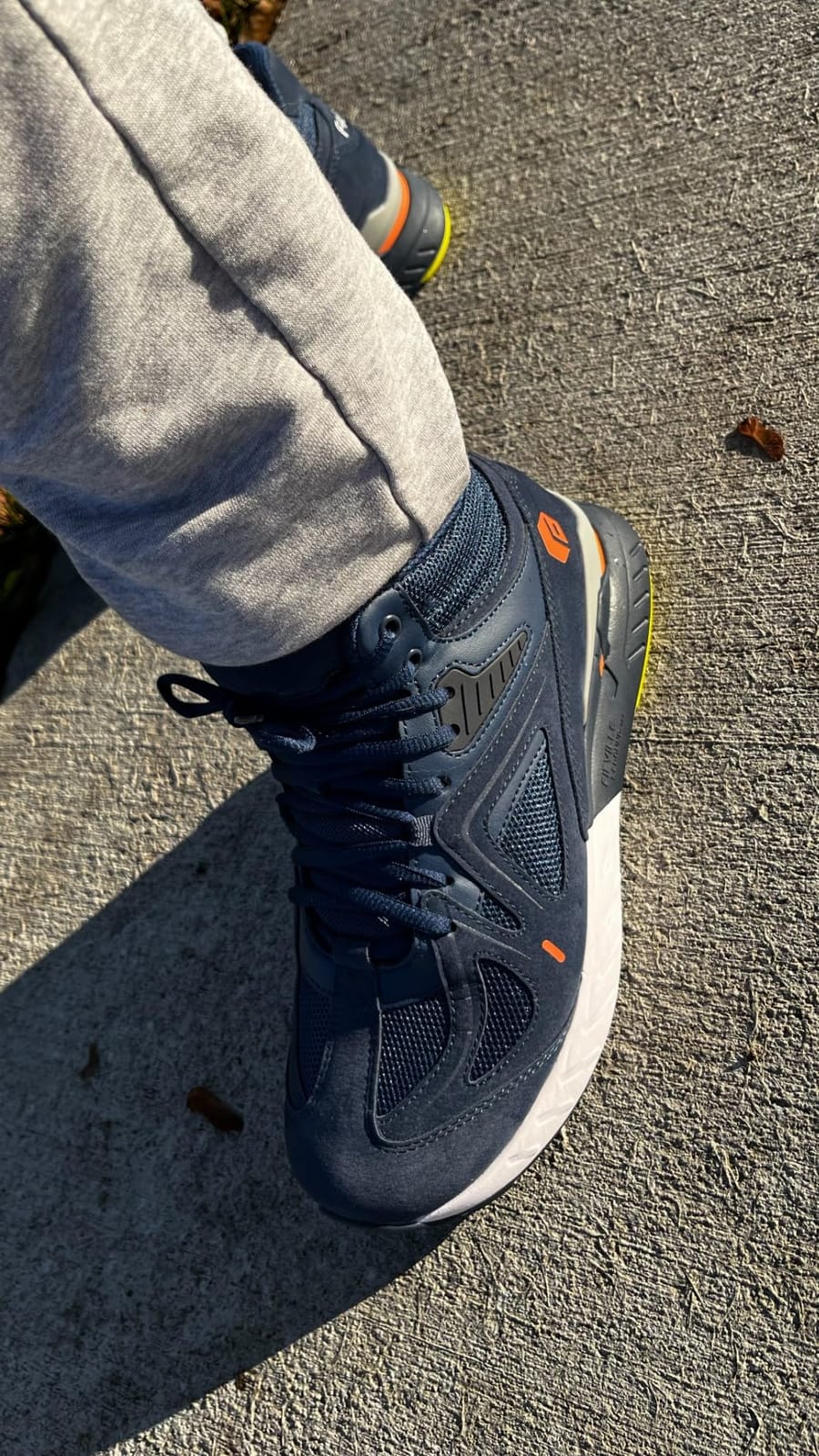 Wide Basketball Shoes for Men with Flat Feet Extra Wide High-top Sneakers with Ankle Support customer photo 1