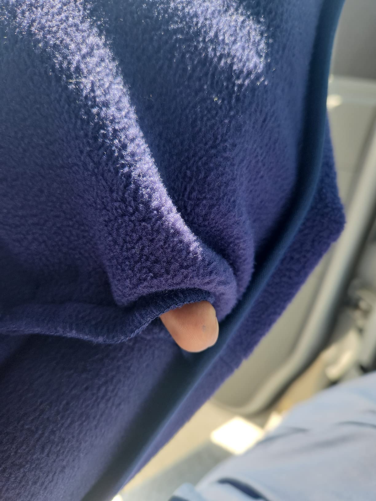 Amazon Essentials Men's Full-Zip Polar Fleece Jacket with Zippered Pockets for Cold Outdoor Weather (Available in Big & Tall) customer photo 1
