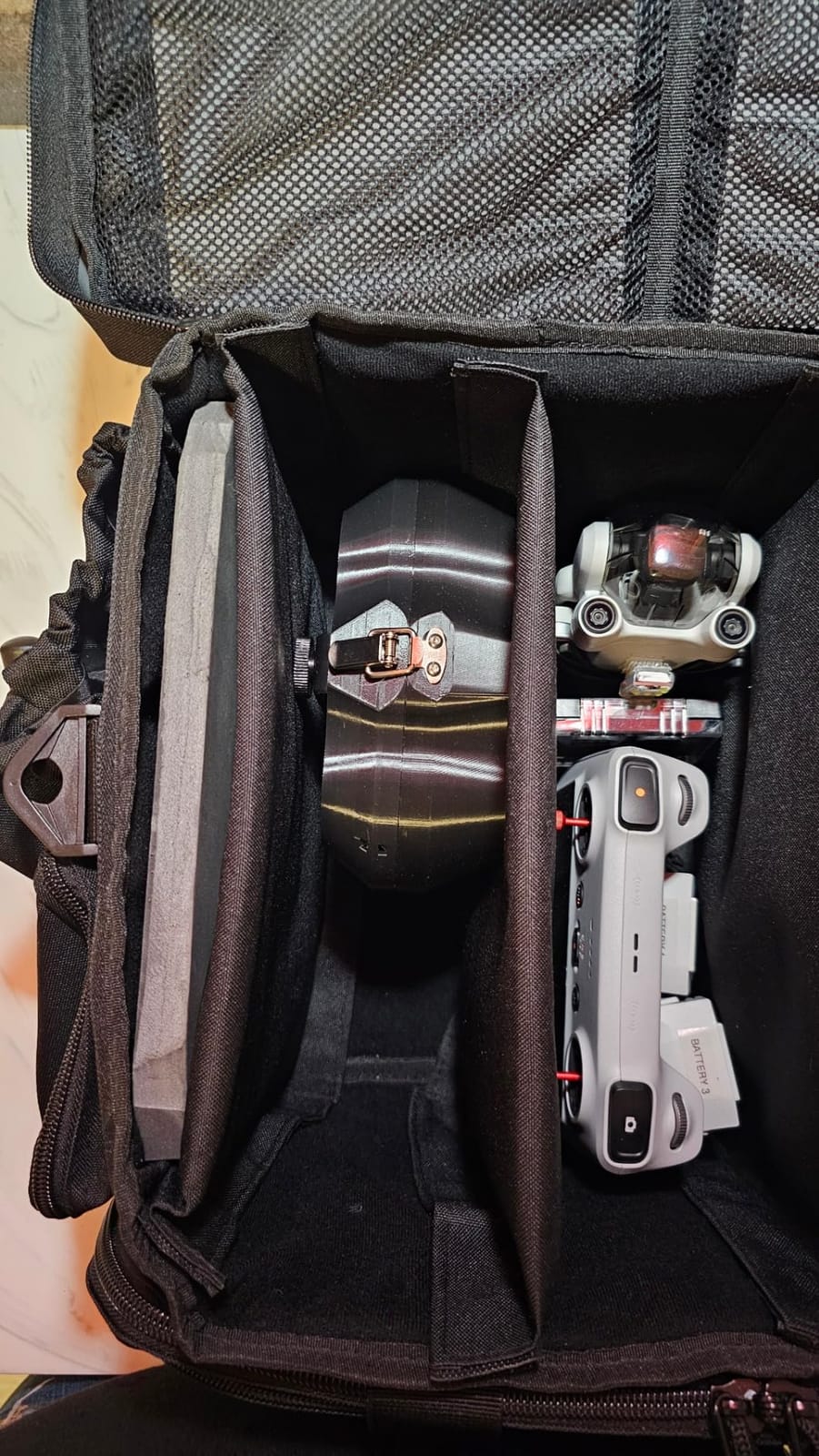 DSLEAF Pistol Range Bag for 5 Handguns, Gun Range Bag for Range Activities | Shooting Gun Duffle Bag with 9x Mag Slots, Lockable Zipper, Portable Handle & Padded Shoulder Strap customer photo 2