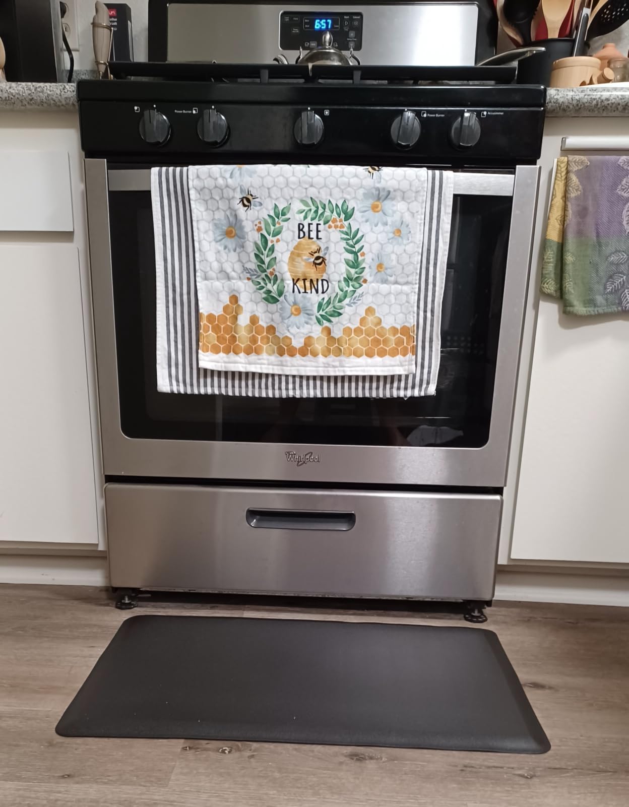 Kitchen Mat Cushioned Anti Fatigue Rug Standing and Comfort Floor Mats - Water-Resistant, Non-Slip, Easy to Clean Comfort Floor Mat for Kitchen, Sink & Office, 17.3
