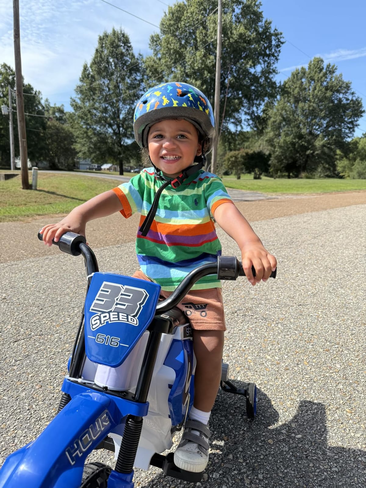 Aosom 12V Kids Motorcycle with Treaded Tires, 5mph Top Speed, Blue - Electric Bike, Ride On Motorcycle with 2 x 25W Motors, Training Wheels, Spring Suspension customer photo 1